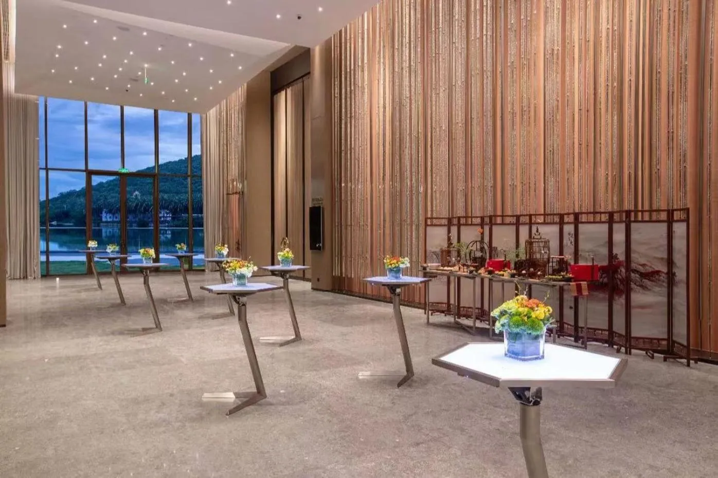 Meeting/conference room in HUALUXE Sanya Yalong Bay Resort