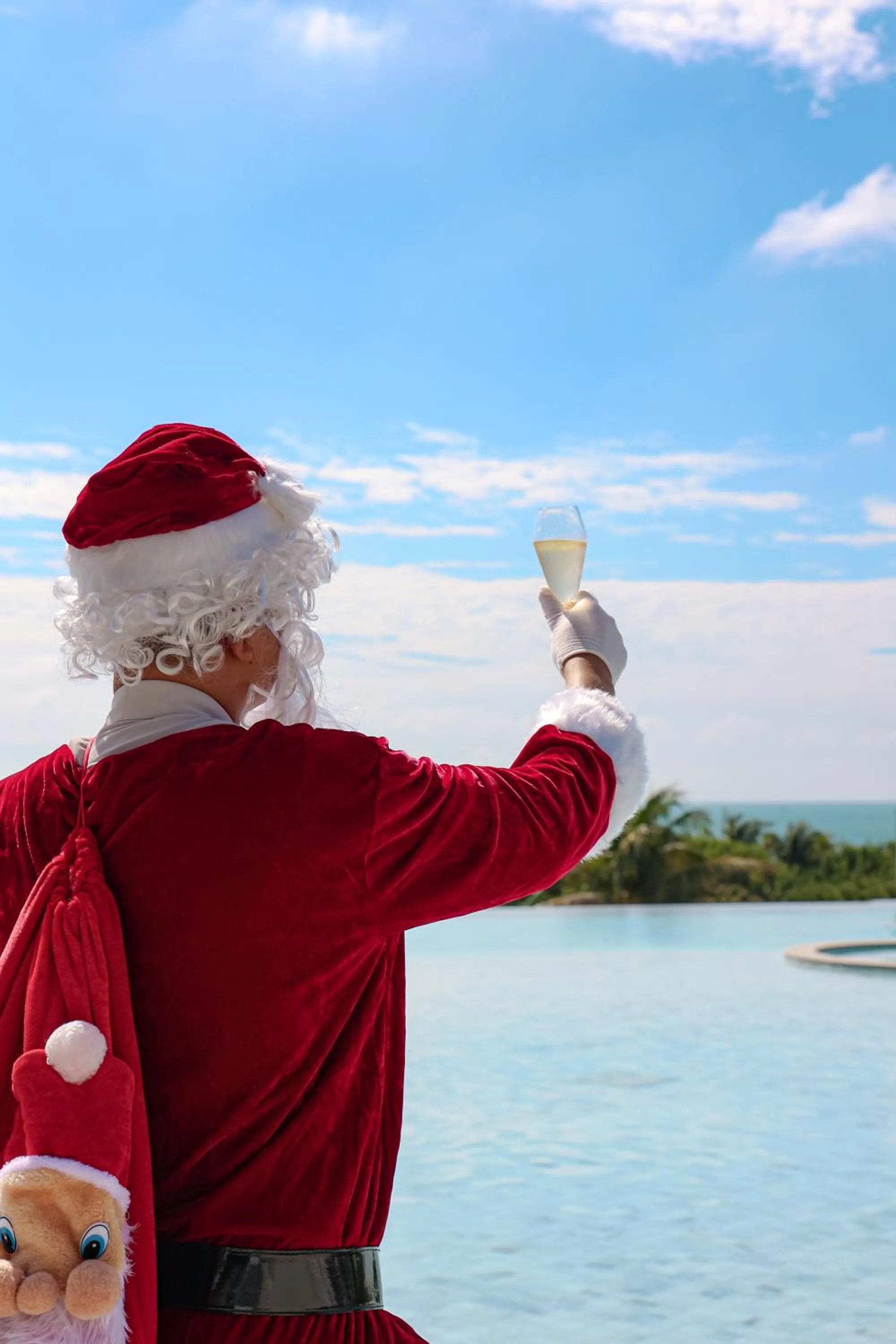 Activities in HUALUXE Sanya Yalong Bay Resort