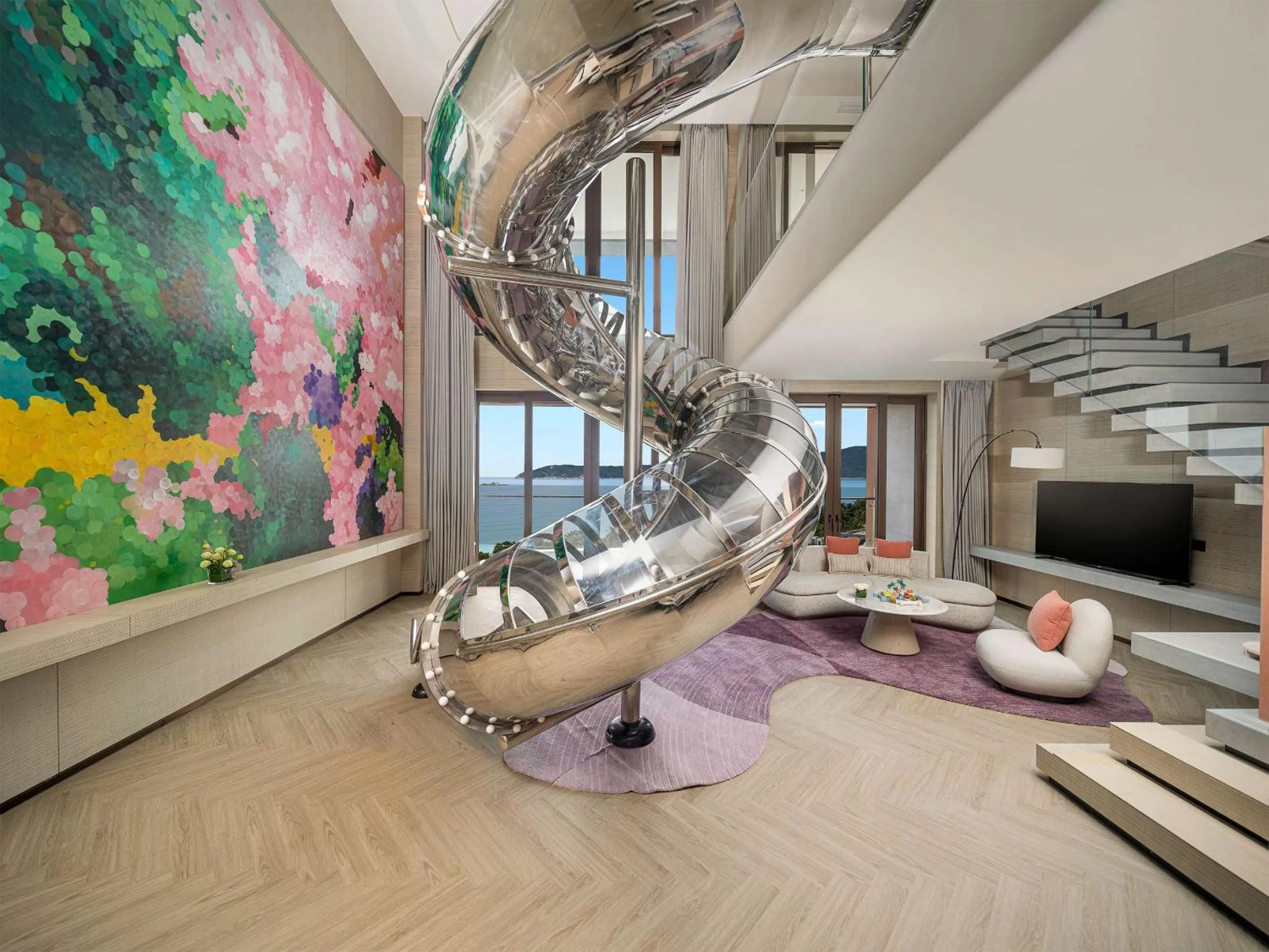 Bedroom in HUALUXE Sanya Yalong Bay Resort