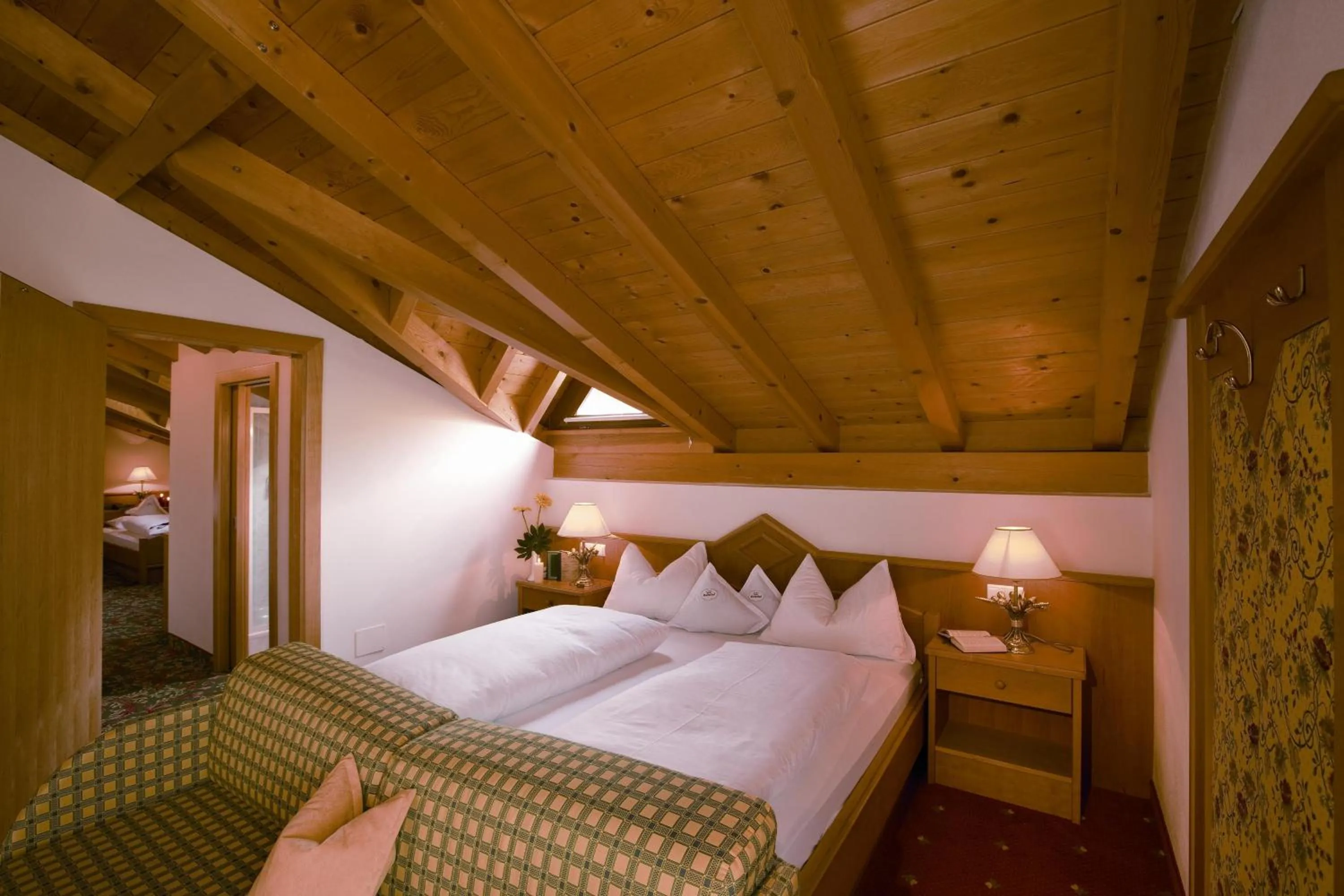 Photo of the whole room, Bed in Hotel Bacherhof