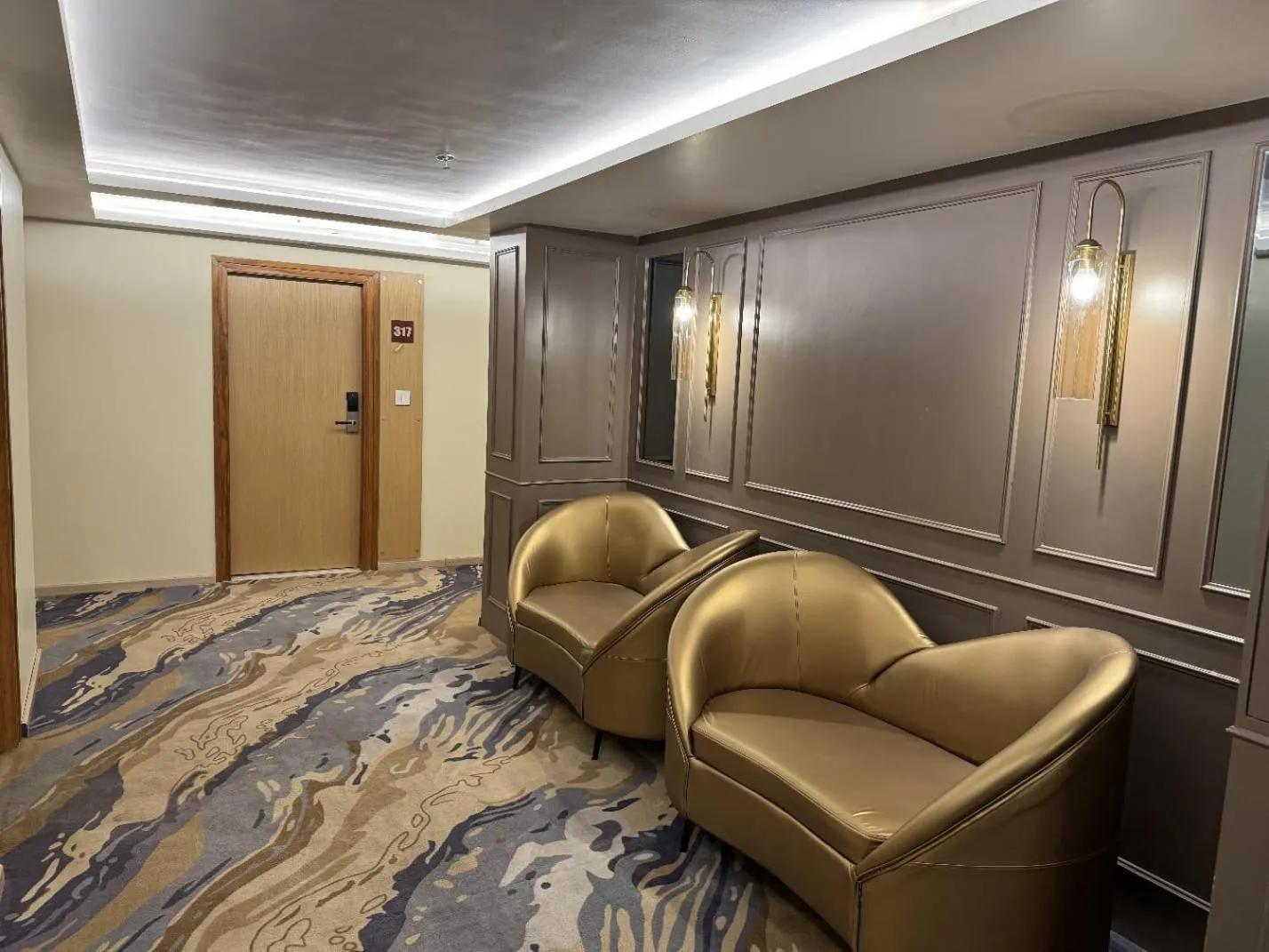 Seating area in Chinmay Hotel & Resort