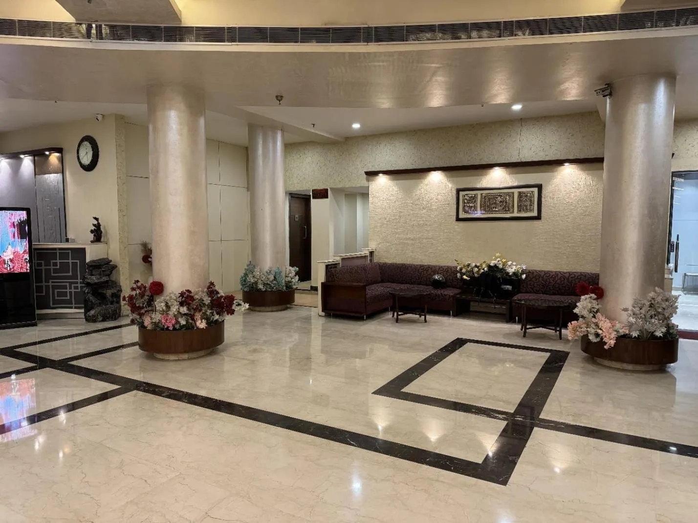 Seating area in Chinmay Hotel & Resort