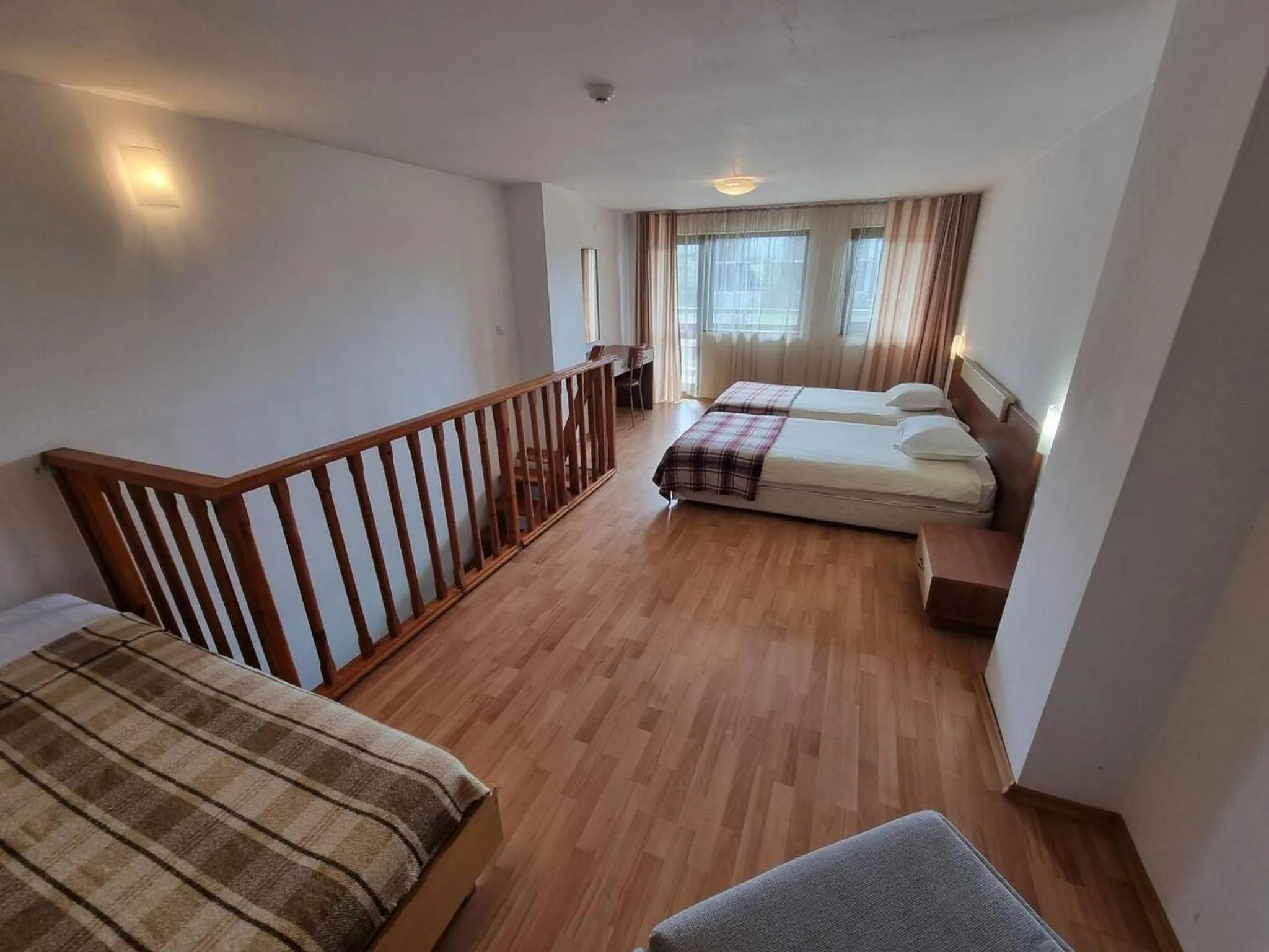 1BR Homey Duplex 300mbps WIFI 2 Floor with washer