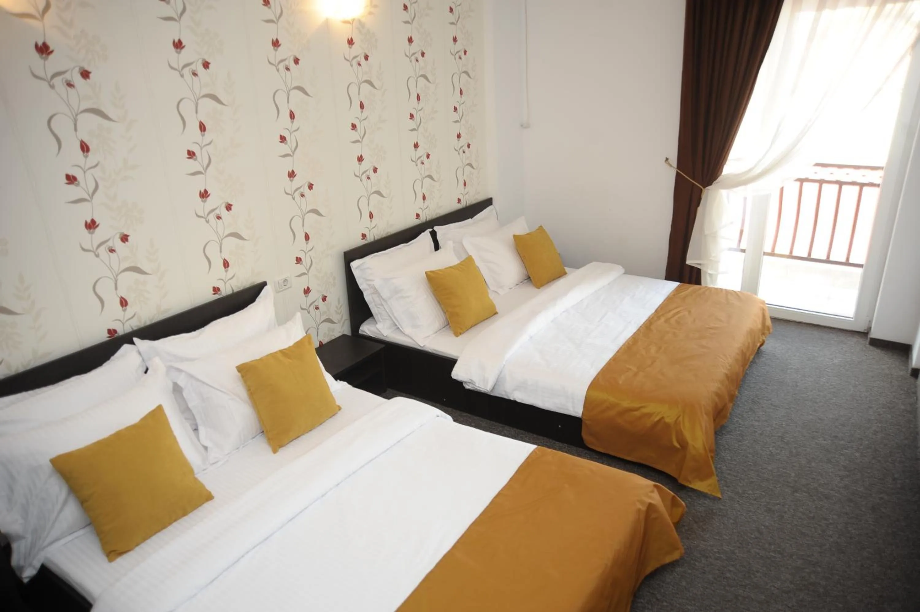 Bedroom, Bed in Hotel Pinguin