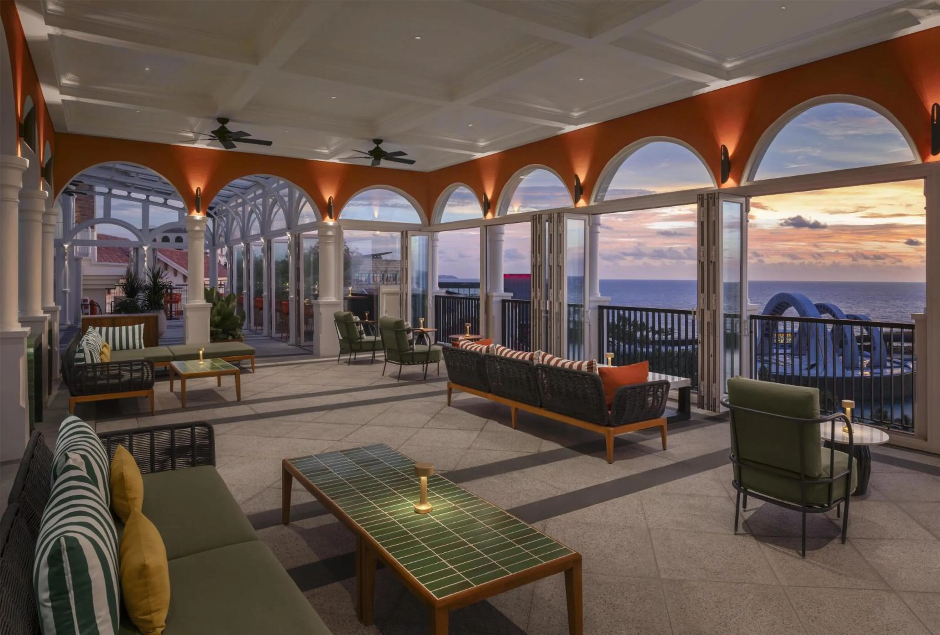 Restaurant/places to eat in La Festa Phu Quoc, Curio Collection By Hilton