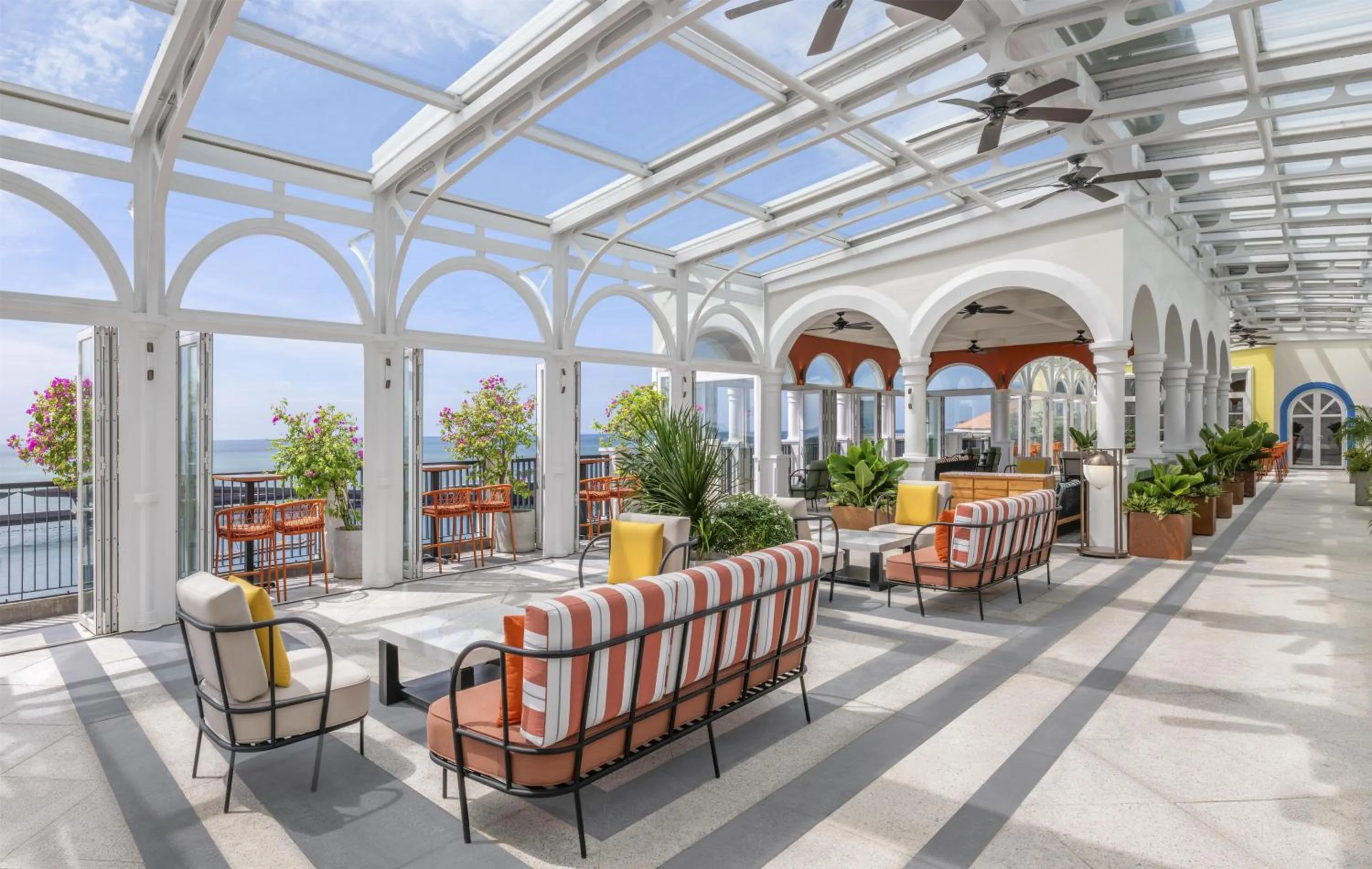 Restaurant/places to eat in La Festa Phu Quoc, Curio Collection By Hilton