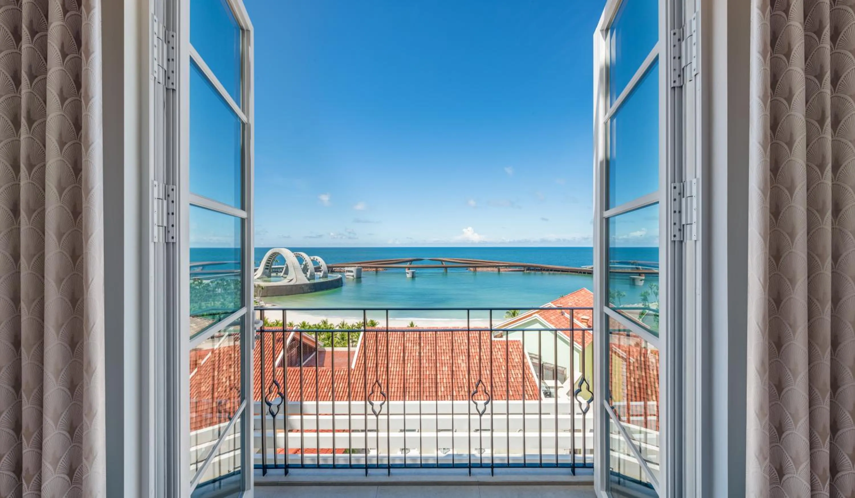 La Festa Phu Quoc, Curio Collection By Hilton