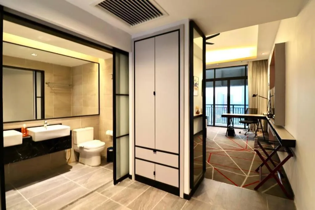 Bed in Red M101 by Oak Tree