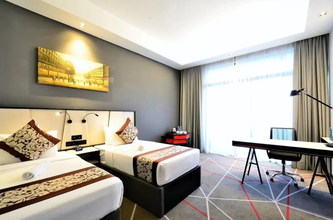 Bed in Red M101 by Oak Tree