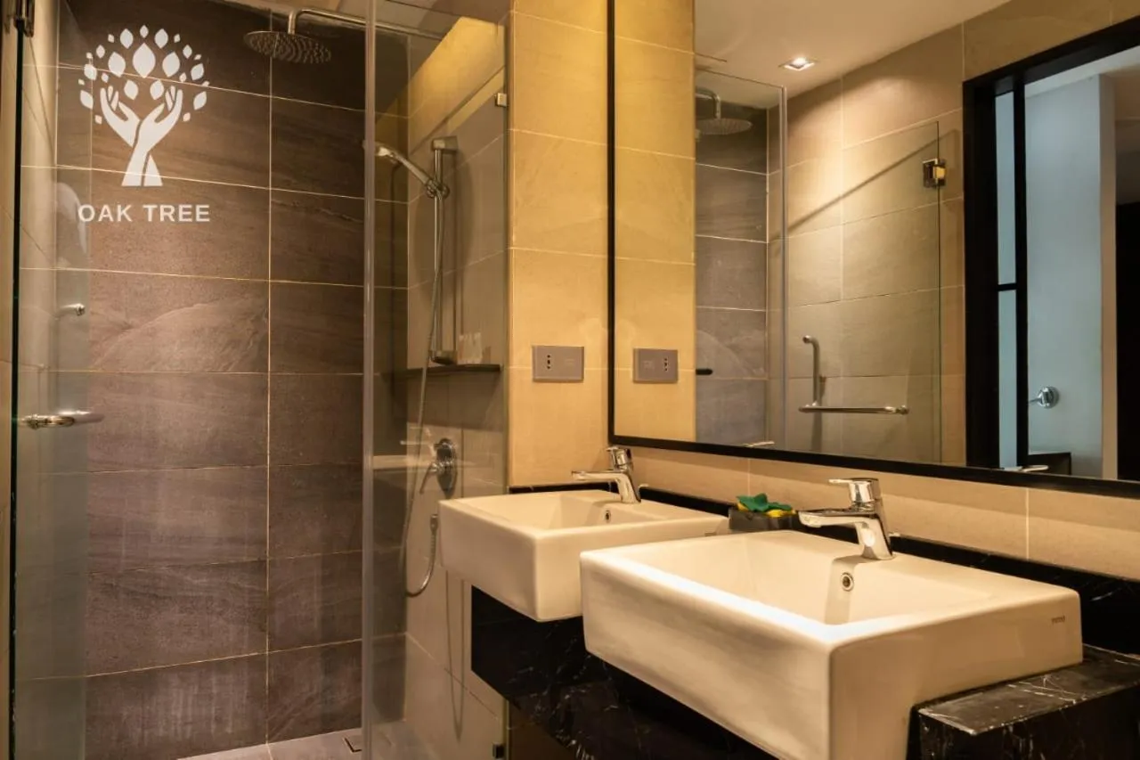 Red M101 by Oak Tree