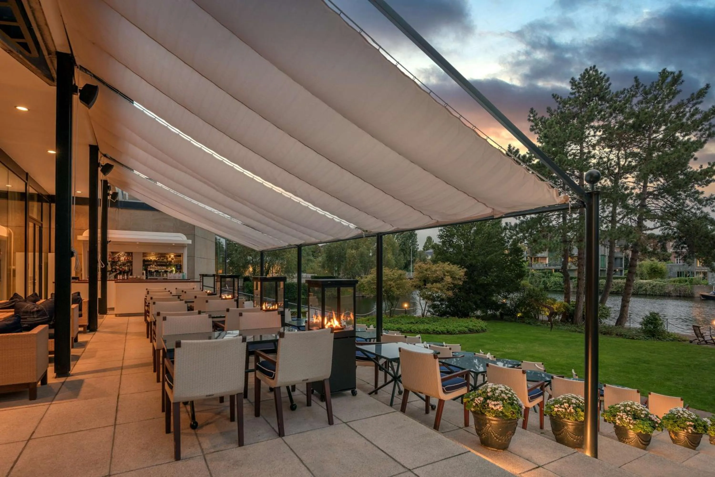 Restaurant/places to eat in Hilton Amsterdam