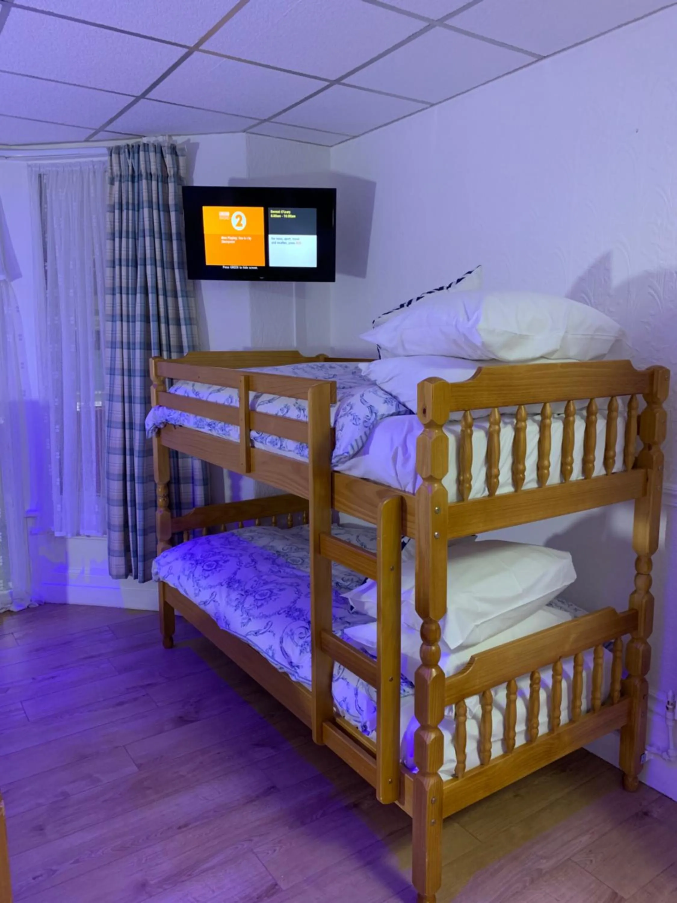 bunk bed, Bed in The Danescourt