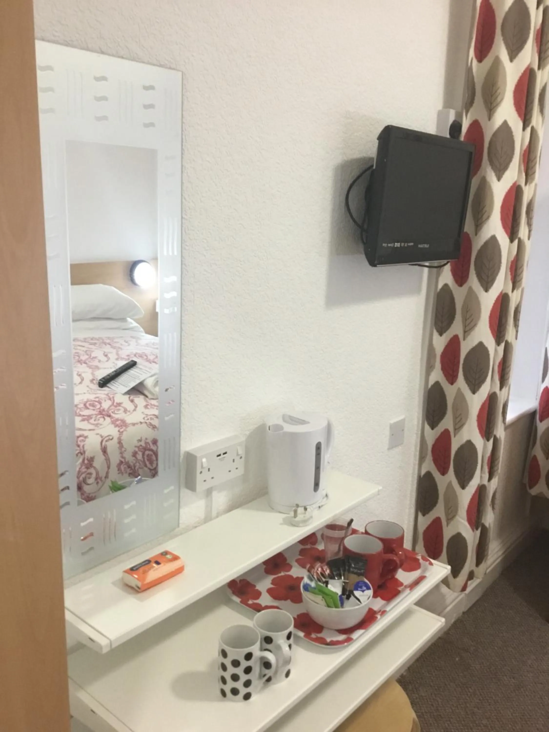 Coffee/tea facilities, Bed in The Danescourt