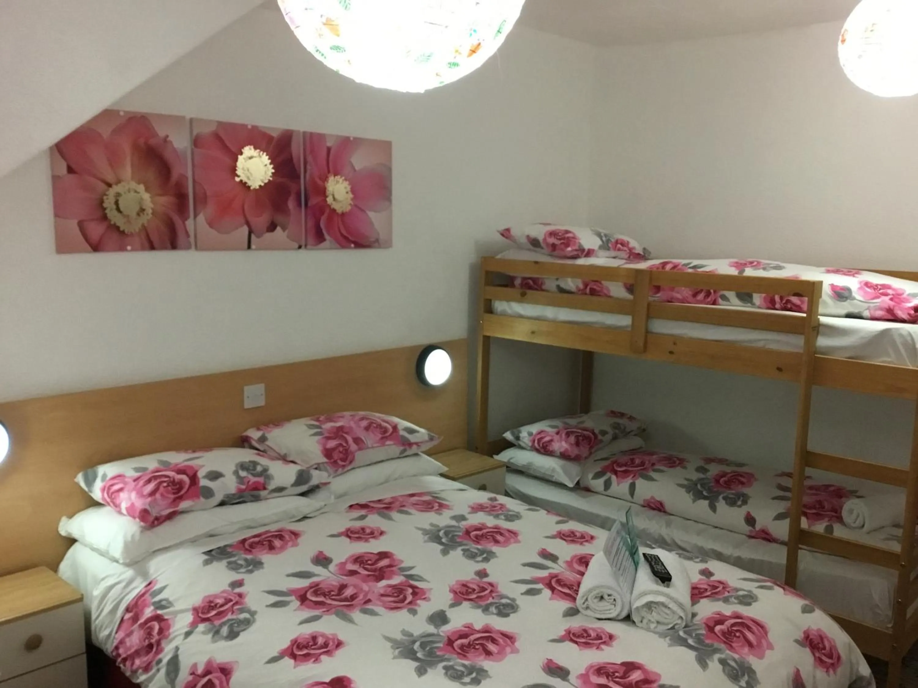 Other, Bed in The Danescourt