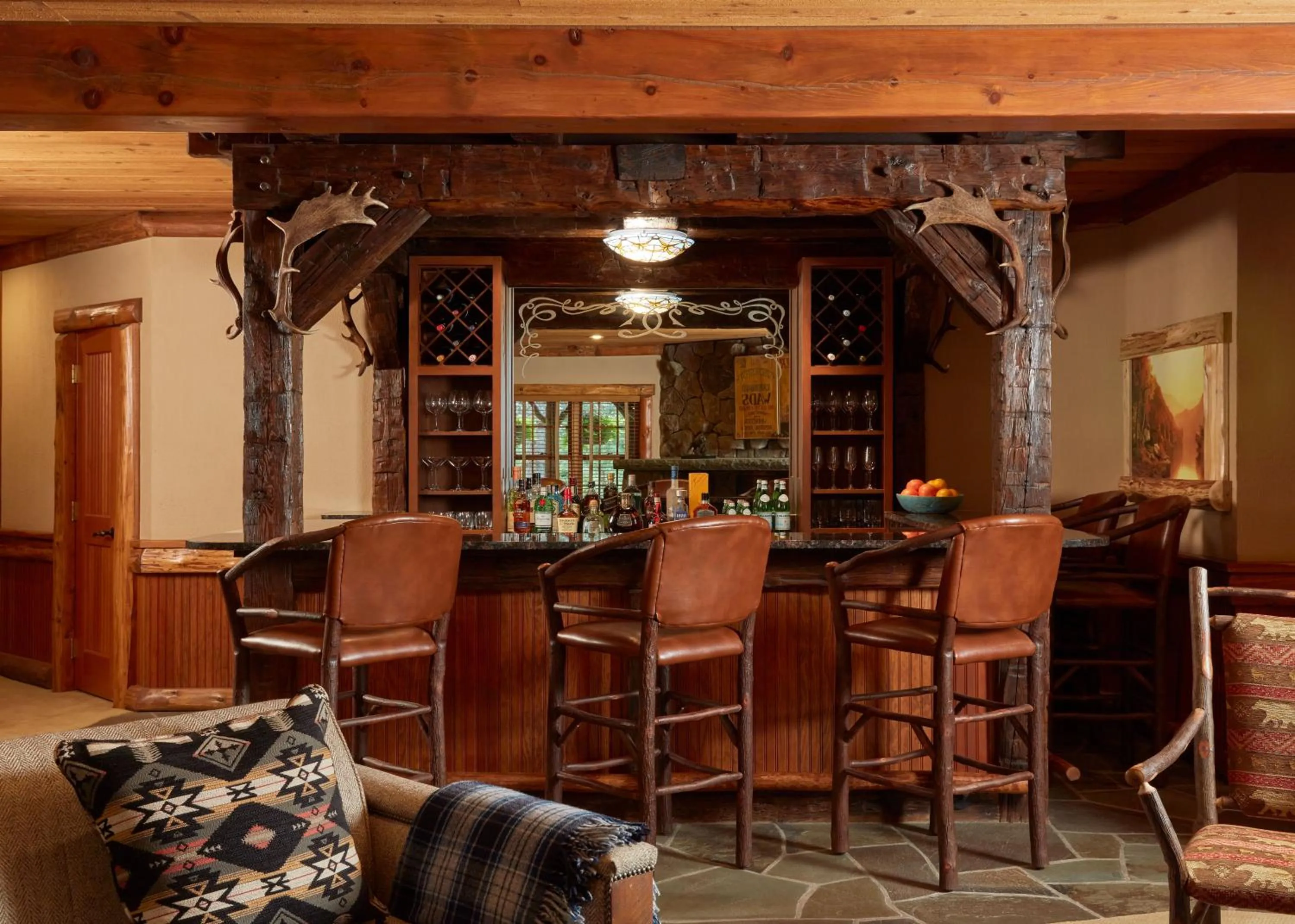 Lounge or bar in The Chatwal Lodge (All-Inclusive) - in The Unbound Collection by Hyatt