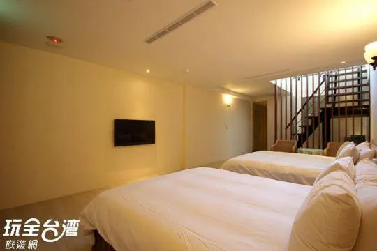 On site, Bed in Jing Guan Hotel