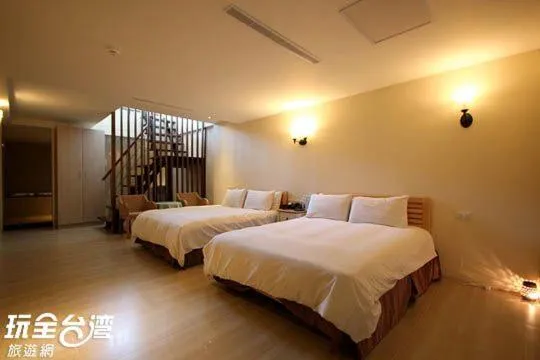 On site, Bed in Jing Guan Hotel