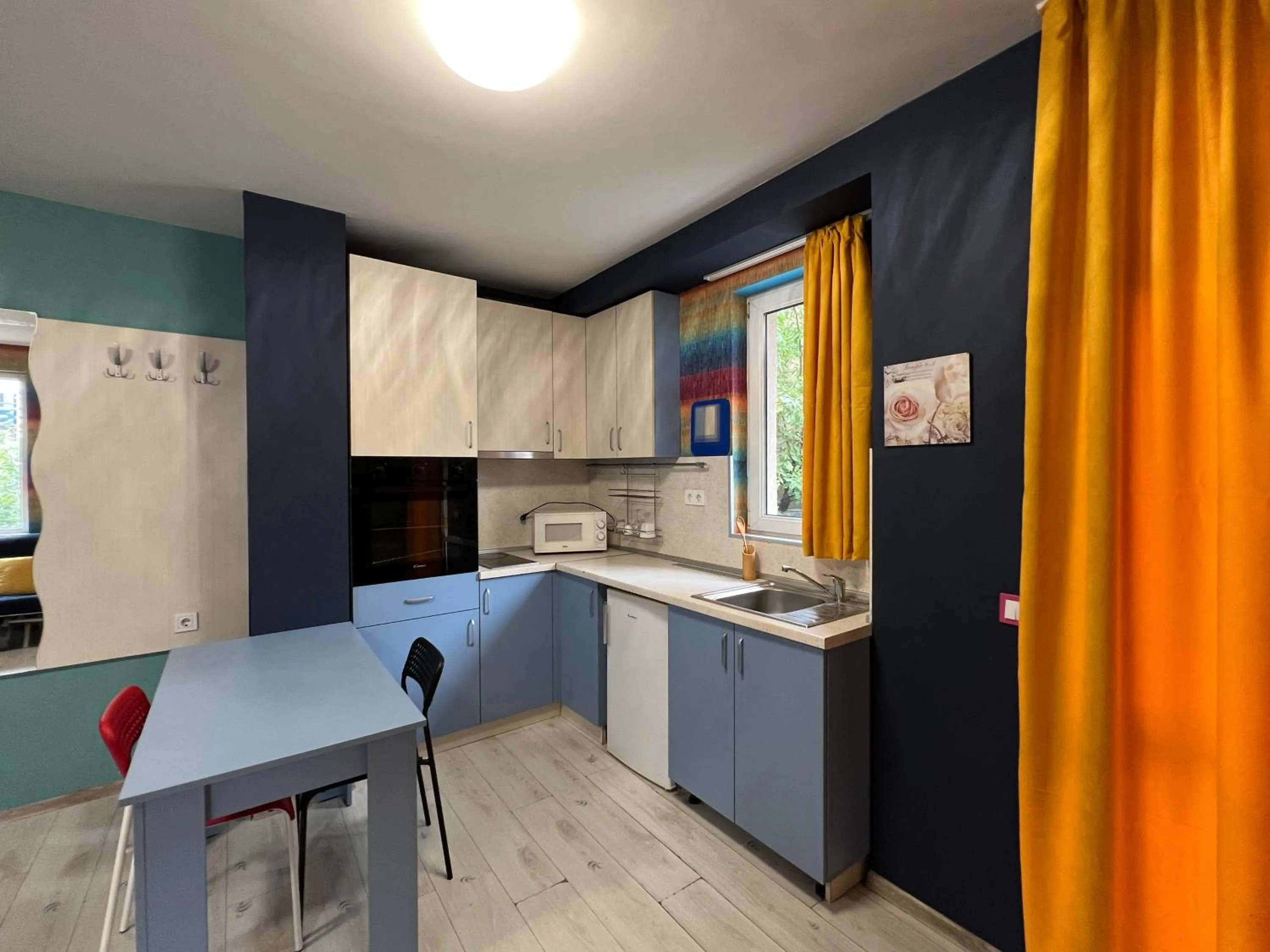 Kitchen or kitchenette in APARTHOTEL VICTORY SOFIA