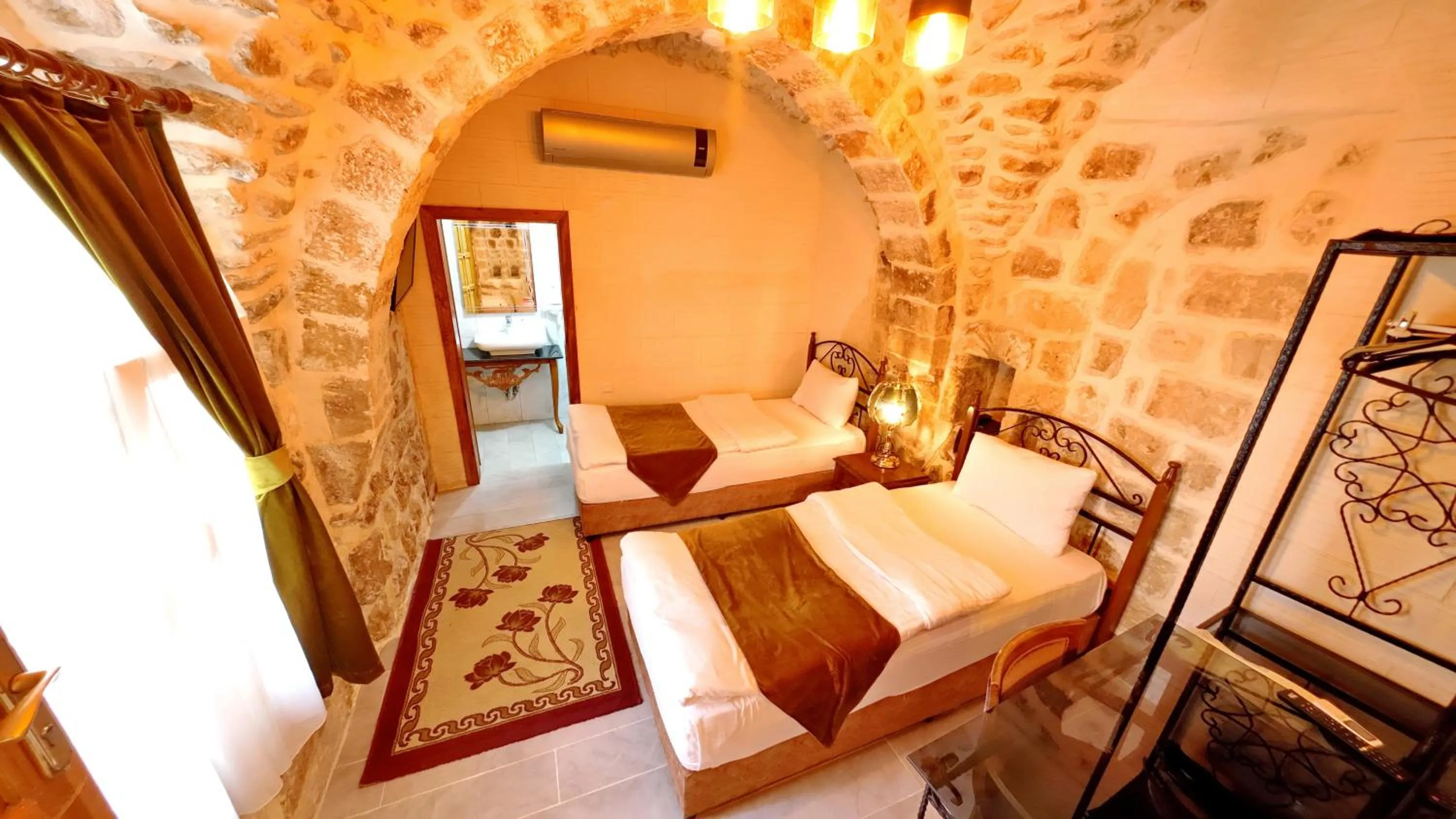 Bed in ULUBEY KONAĞI