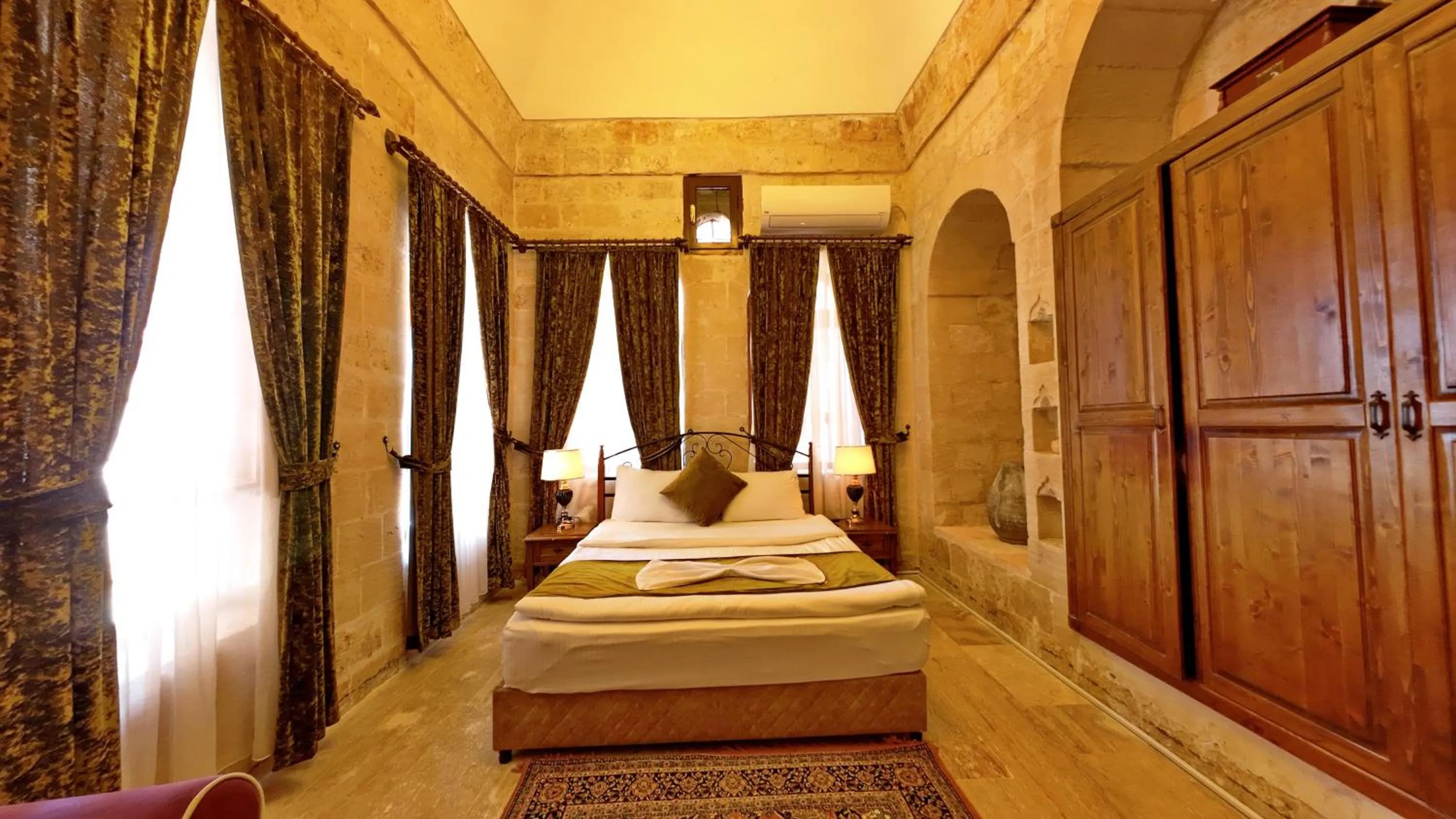 Bed in ULUBEY KONAĞI