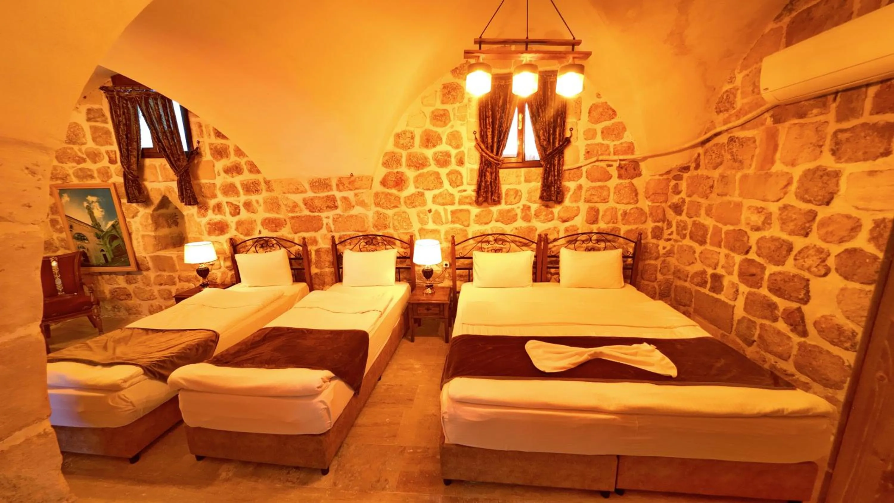 Bed in ULUBEY KONAĞI