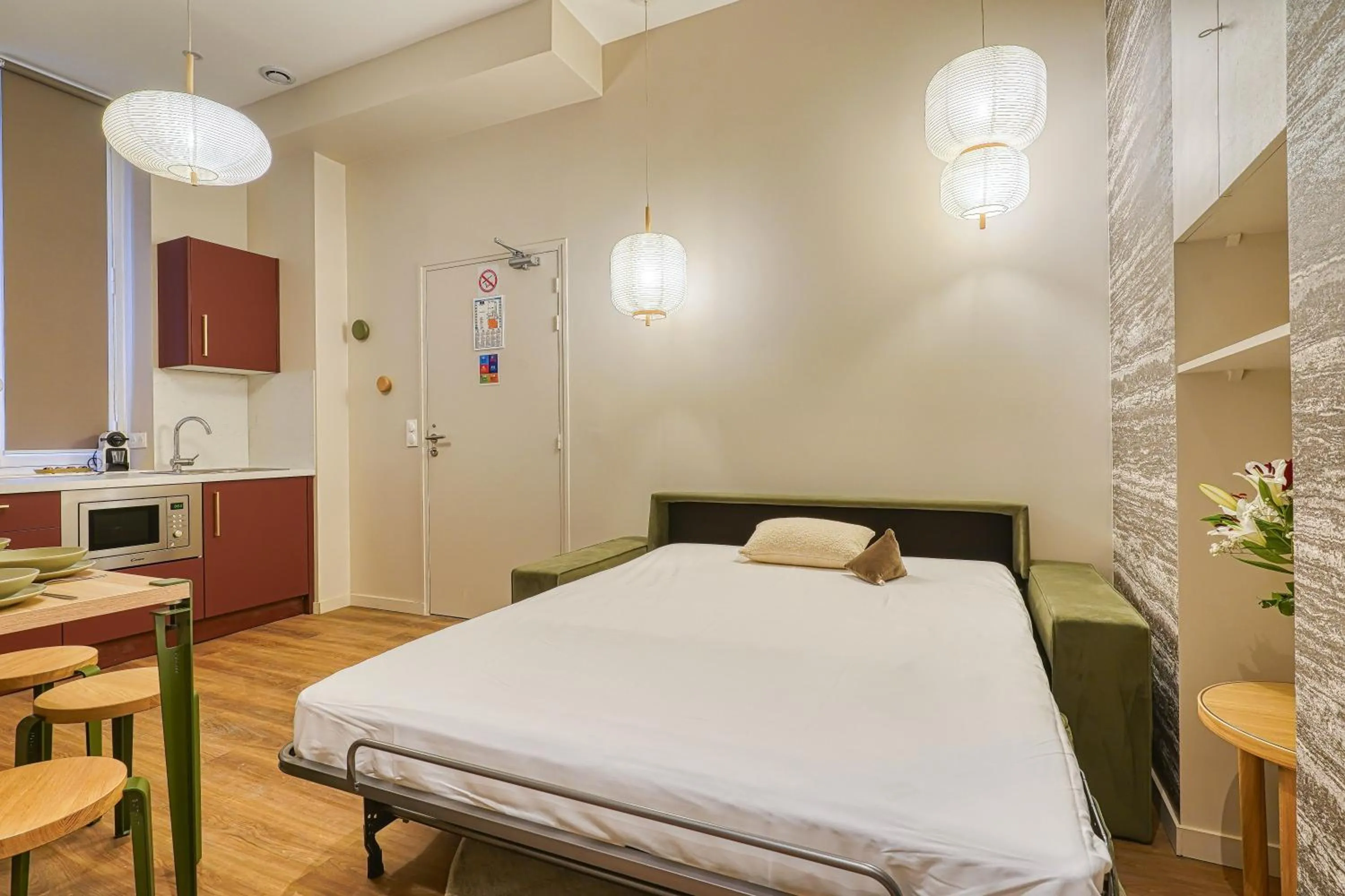 Bed in Résidence Le Belleville