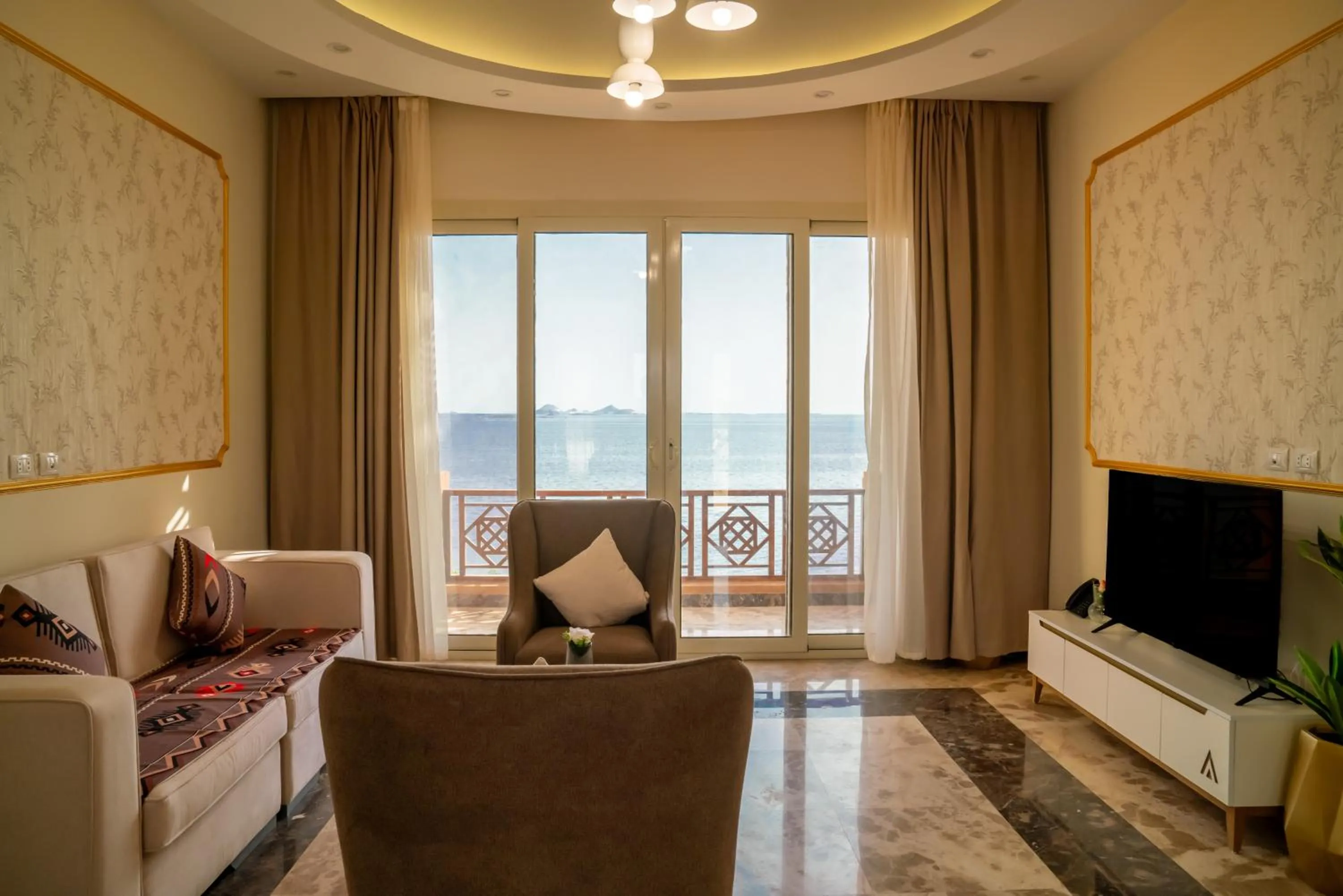 Communal lounge/ TV room in Azal Lagoons Resort Abu Simbel