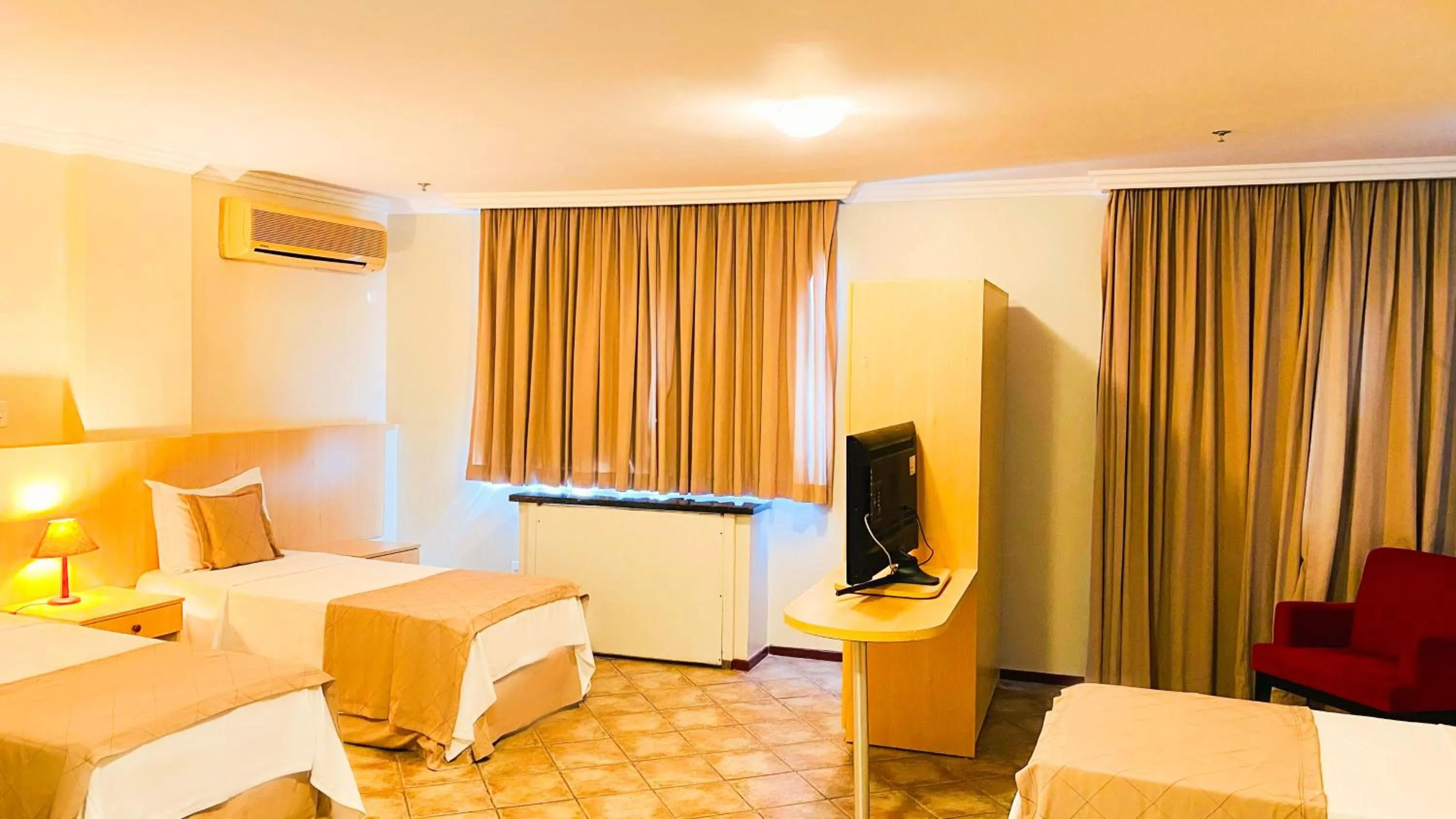 Bedroom, Bed in Hotel Atlantico Macaé By Inn House