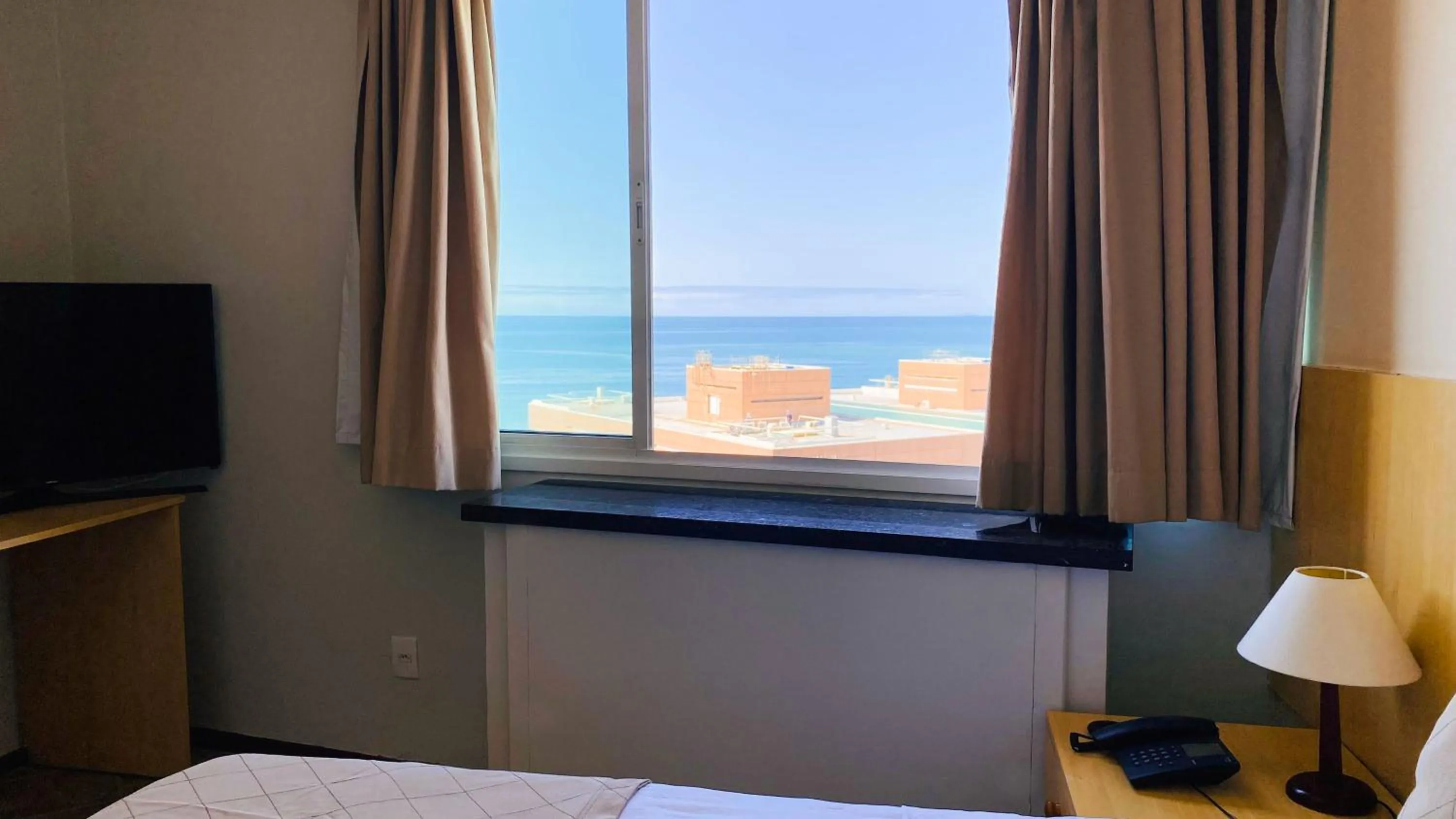 Bedroom, Bed in Hotel Atlantico Macaé By Inn House