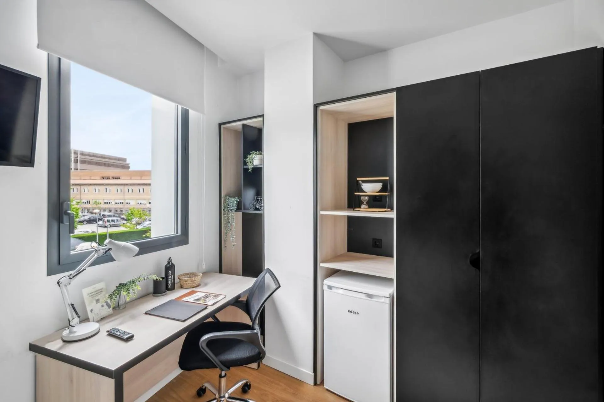 Bedroom in Home and CoLiving Pamplona