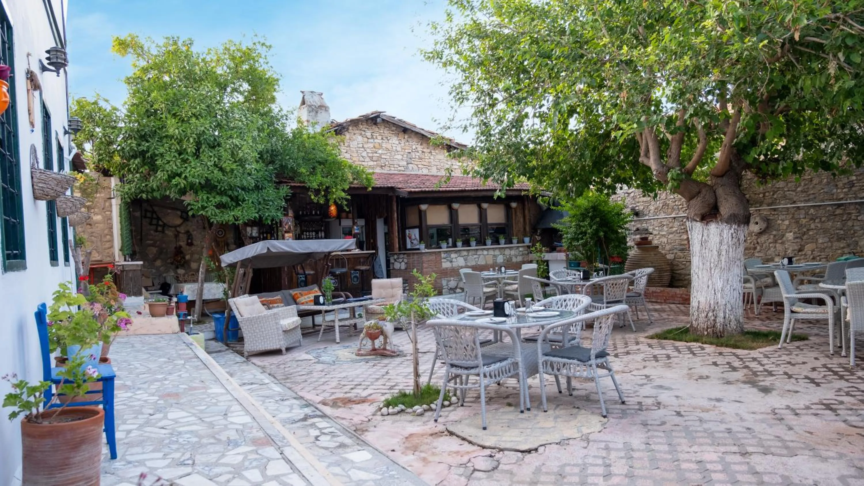 Property building in Garden Palace Boutique Hotel