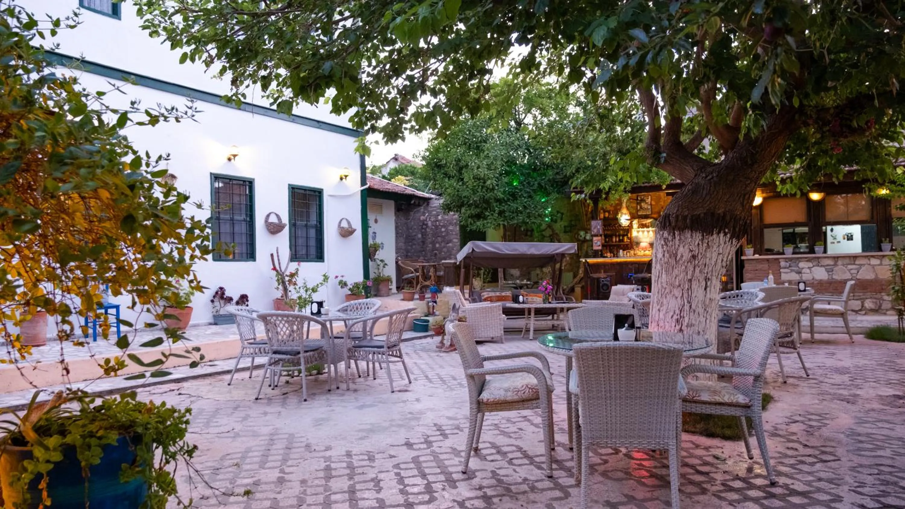 Property building in Garden Palace Boutique Hotel