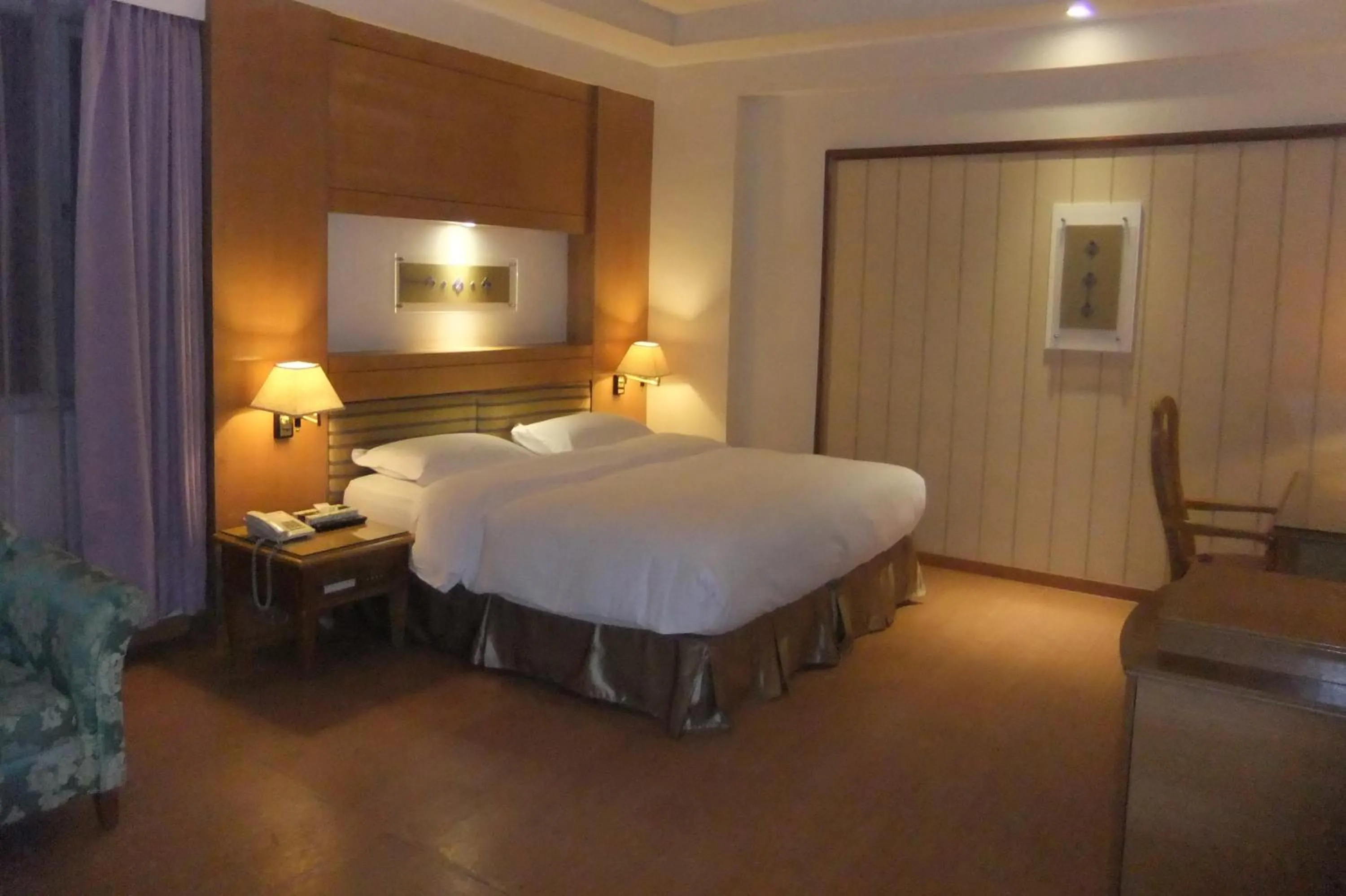 Photo of the whole room, Bed in European Castle歐堡商務汽車旅館有限公司