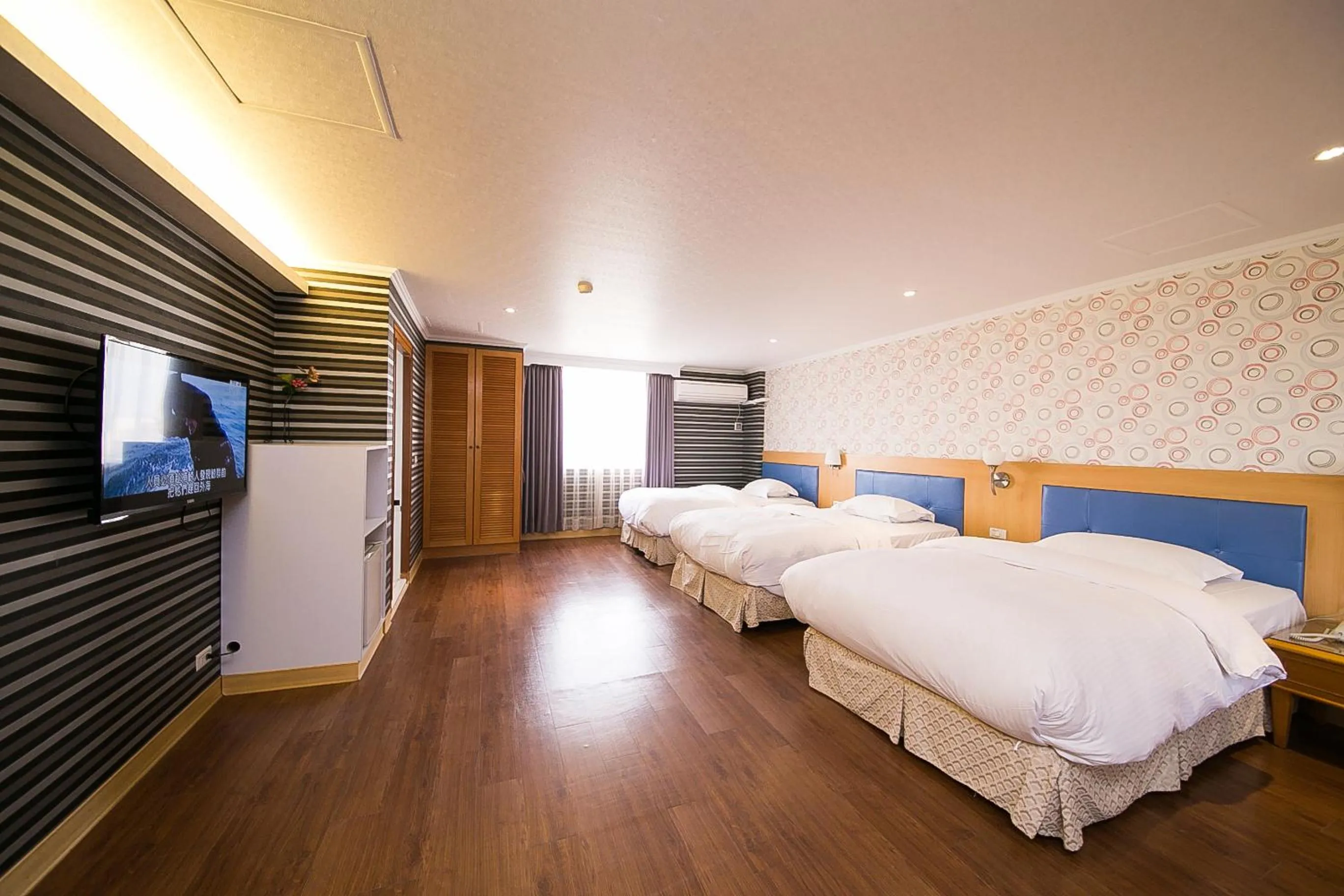 Photo of the whole room, Bed in European Castle歐堡商務汽車旅館有限公司