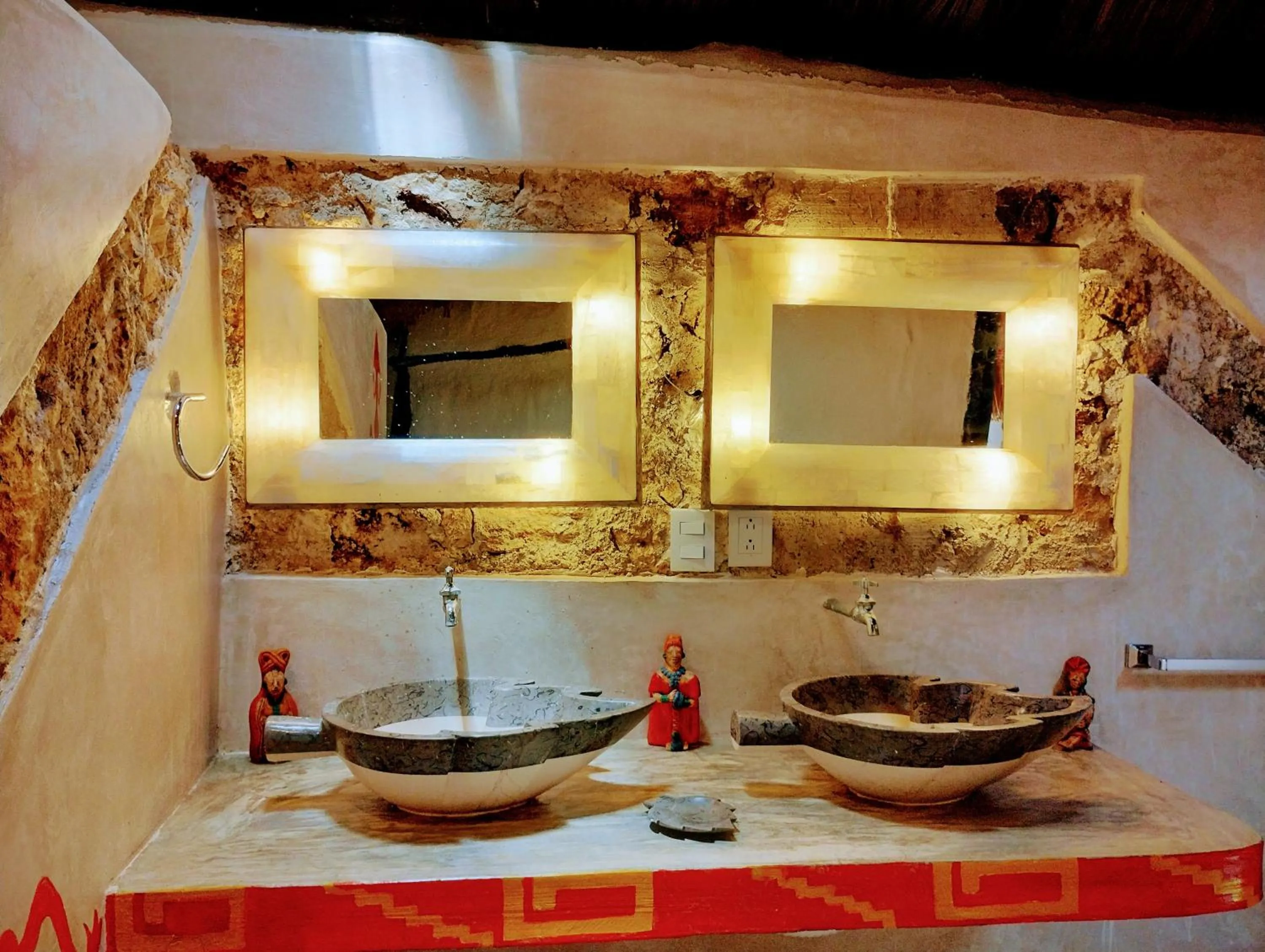 Hotel y Museo Aldea Maya Toktli Orígenes - All Village, Alberca, Wifi Starlink, Tour Museo