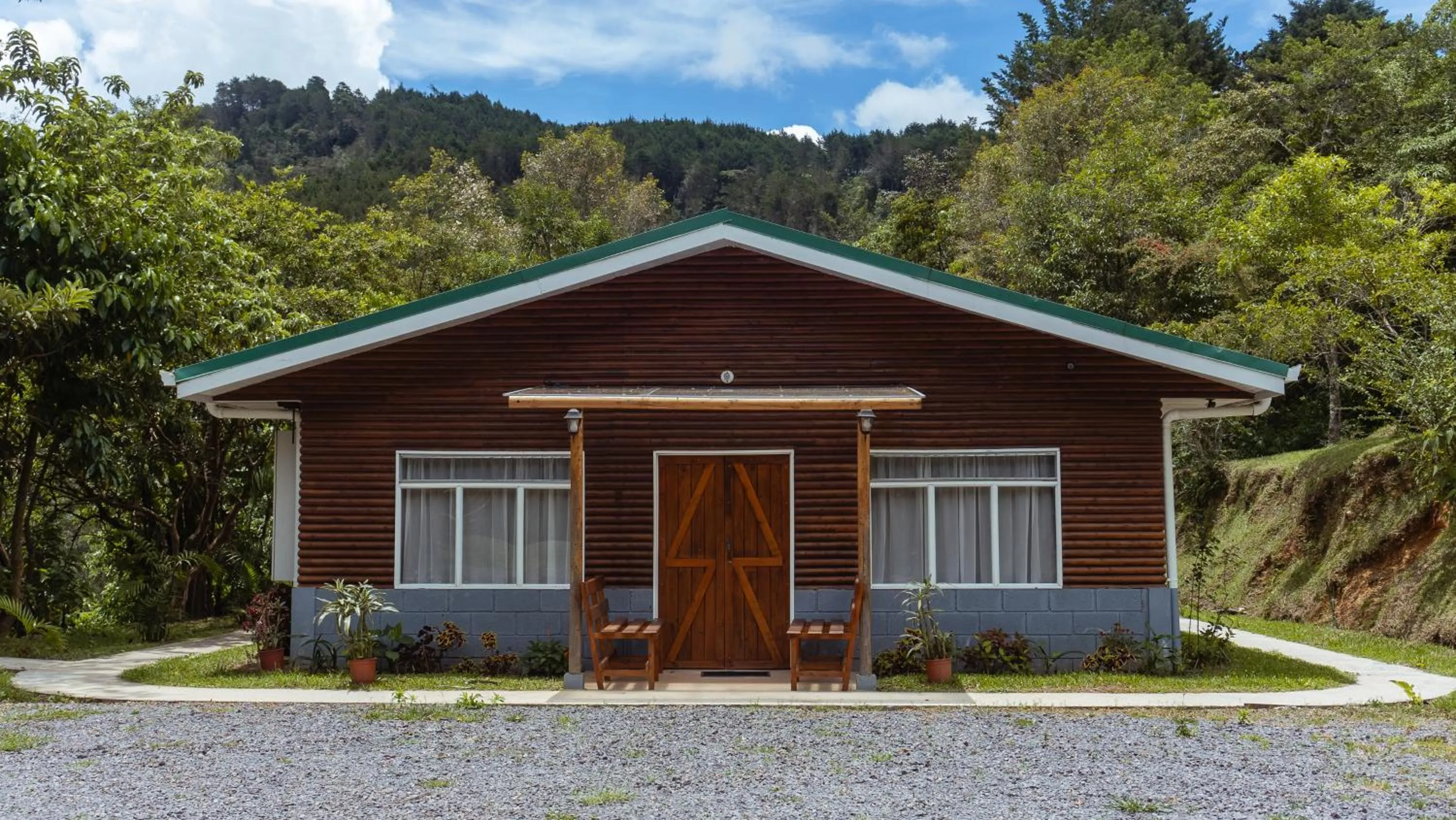 Property building in Hacienda La Lucha