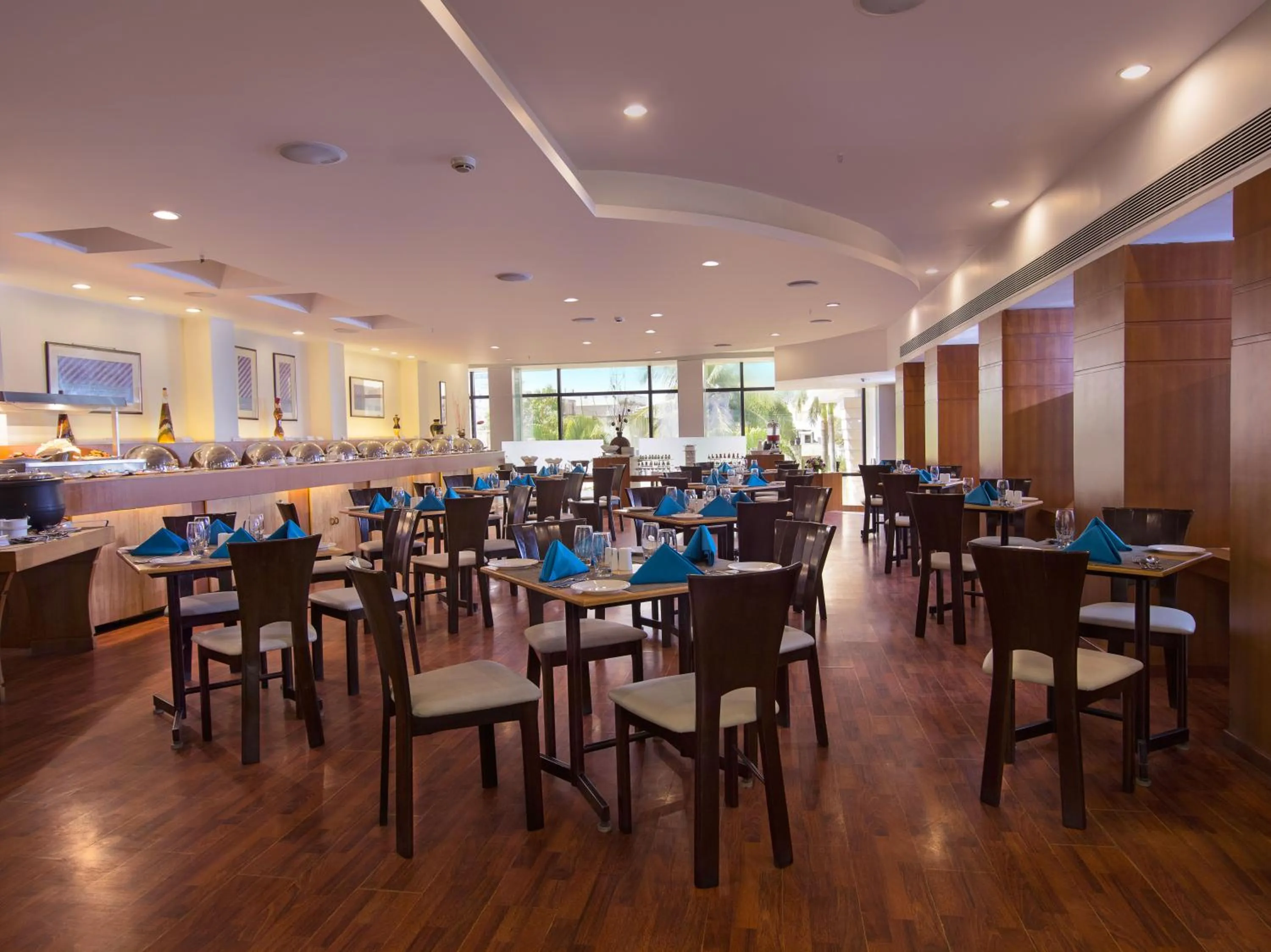 Restaurant/places to eat in The Sunway Manor
