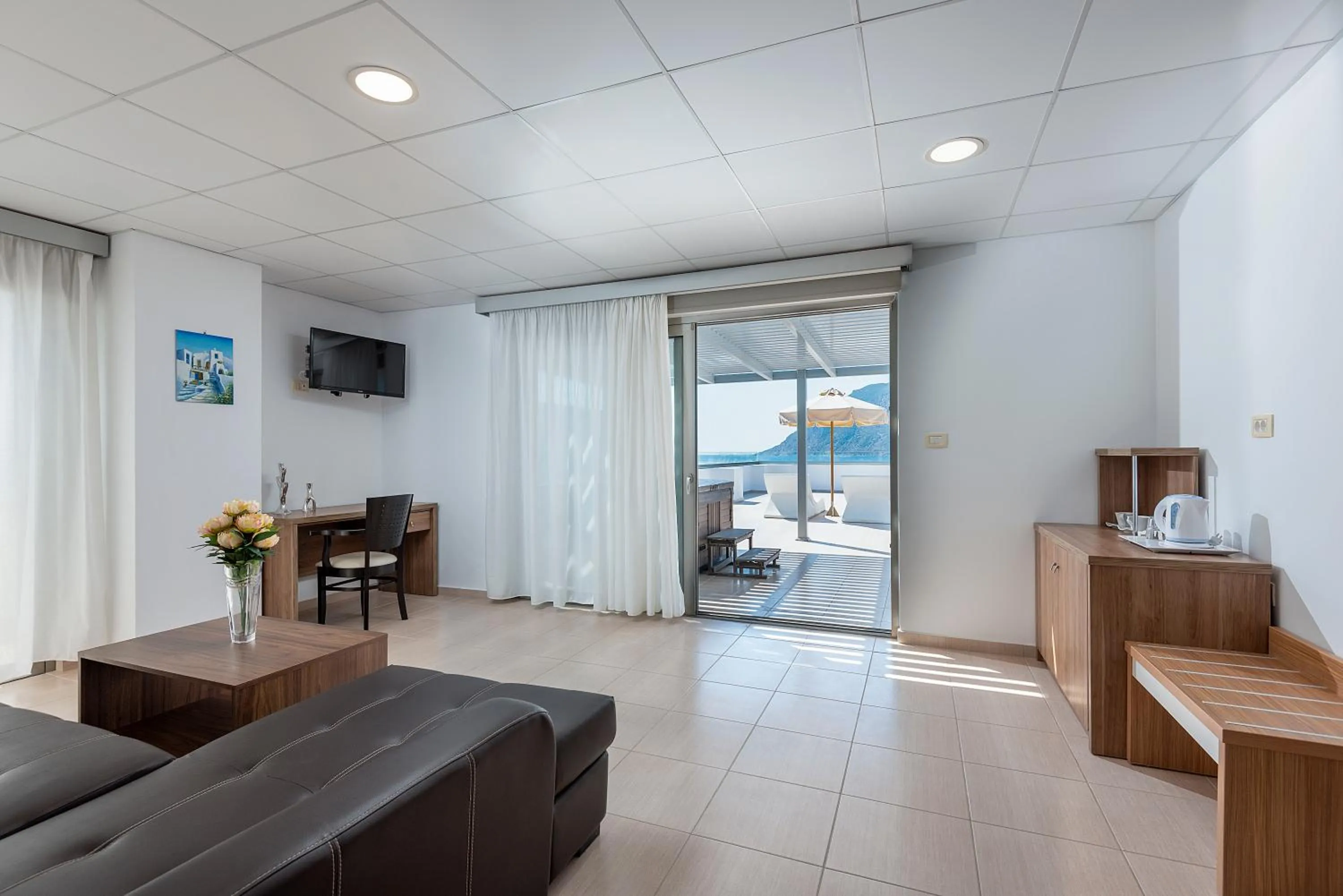 Property building in Royal Bay Suites