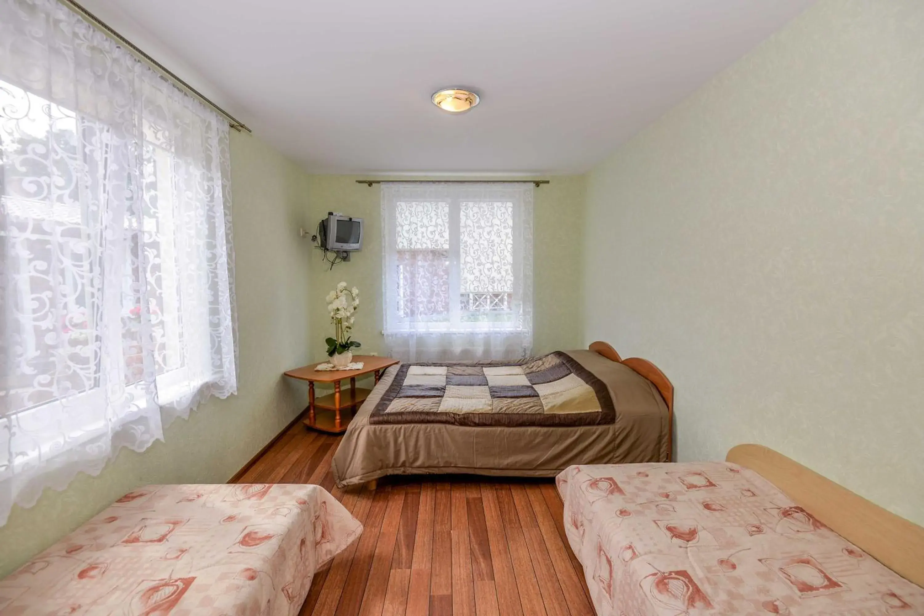 Family Room with Shared Bathroom in Sodyba Džiugutis Family Room with Shared Bathroom in Sodyba Džiugutis