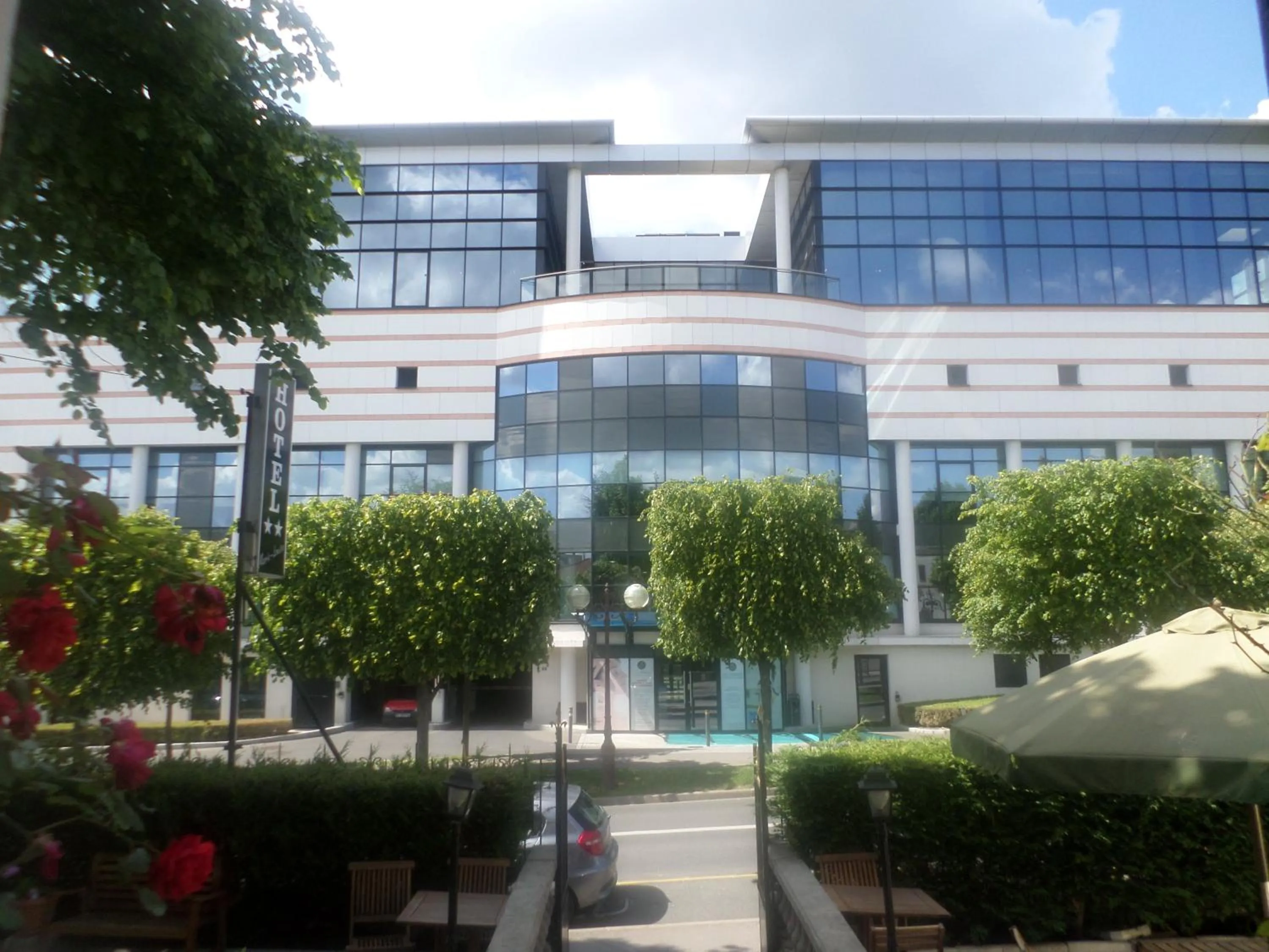 Area and facilities in Hôtel Marie Louise