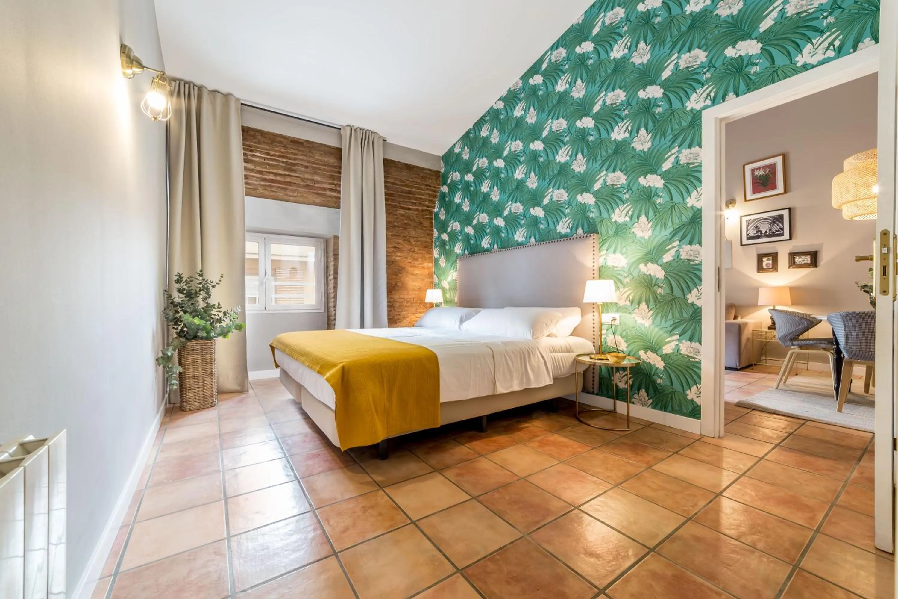 Bed in Palacio de Rojas by Moontels