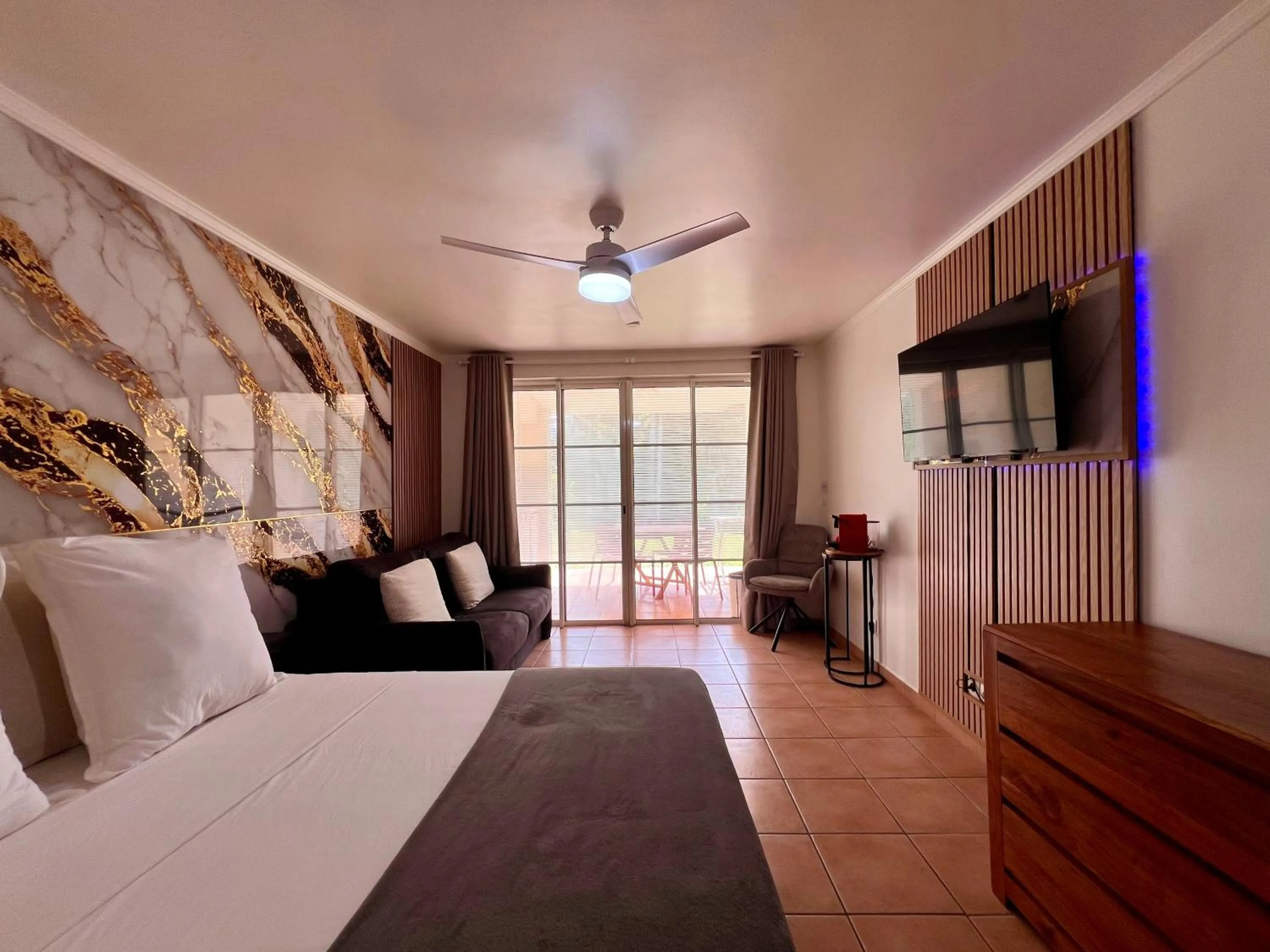 Bed in cœur d hibiscus P&V