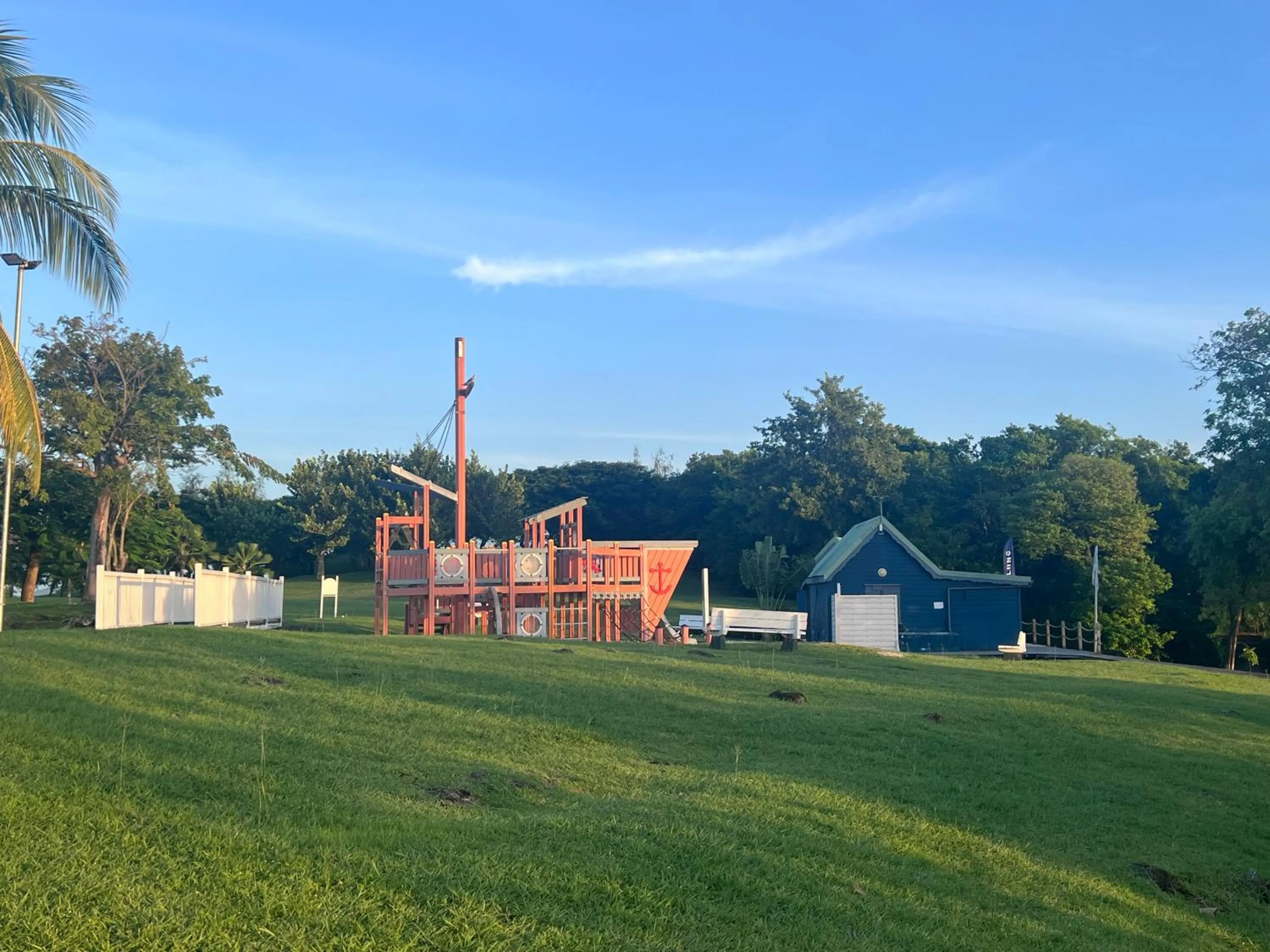 Natural landscape in cœur d hibiscus P&V