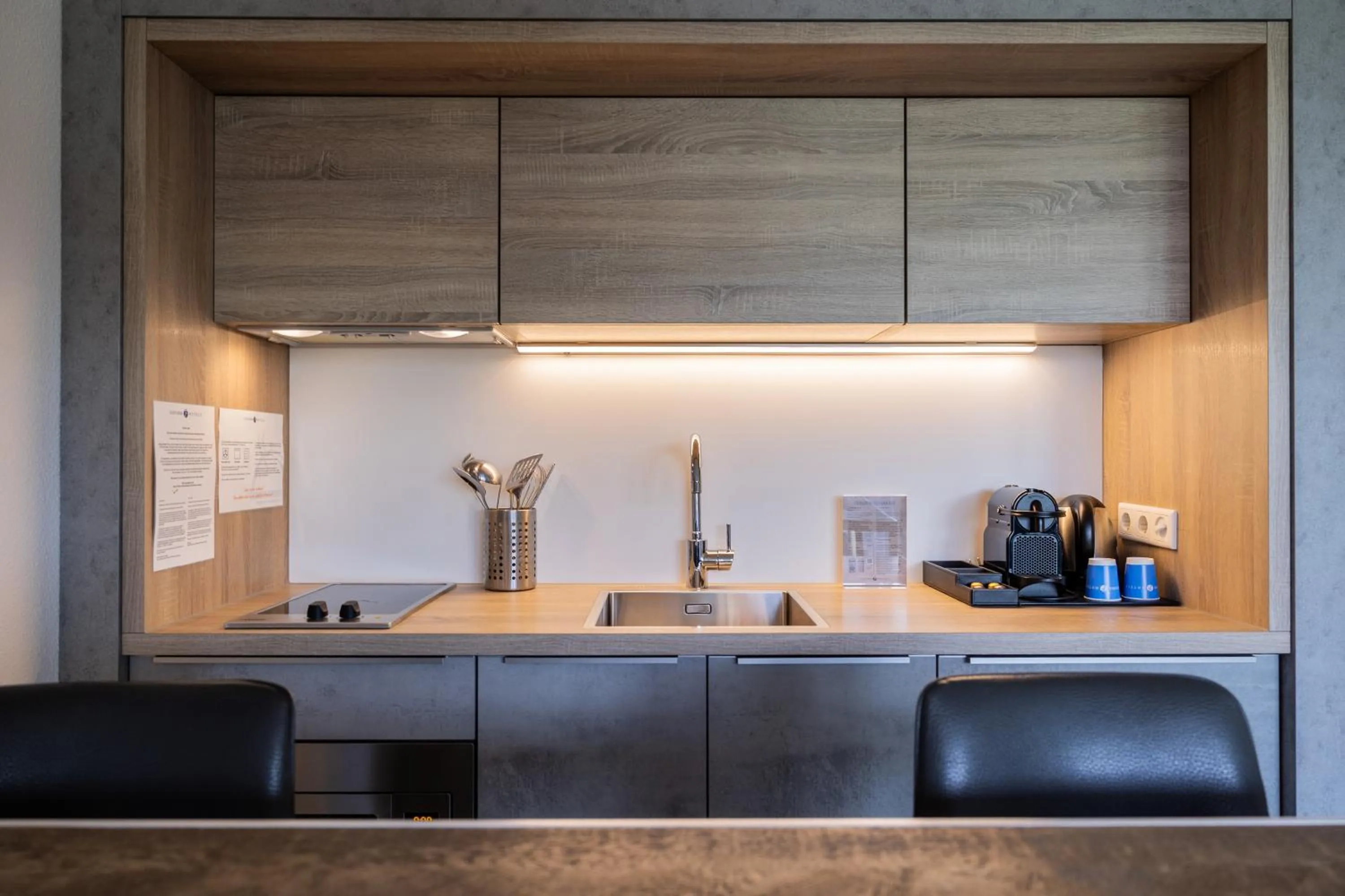 kitchen in Fletcher Hotel-Restaurant Noordsee-Ameland