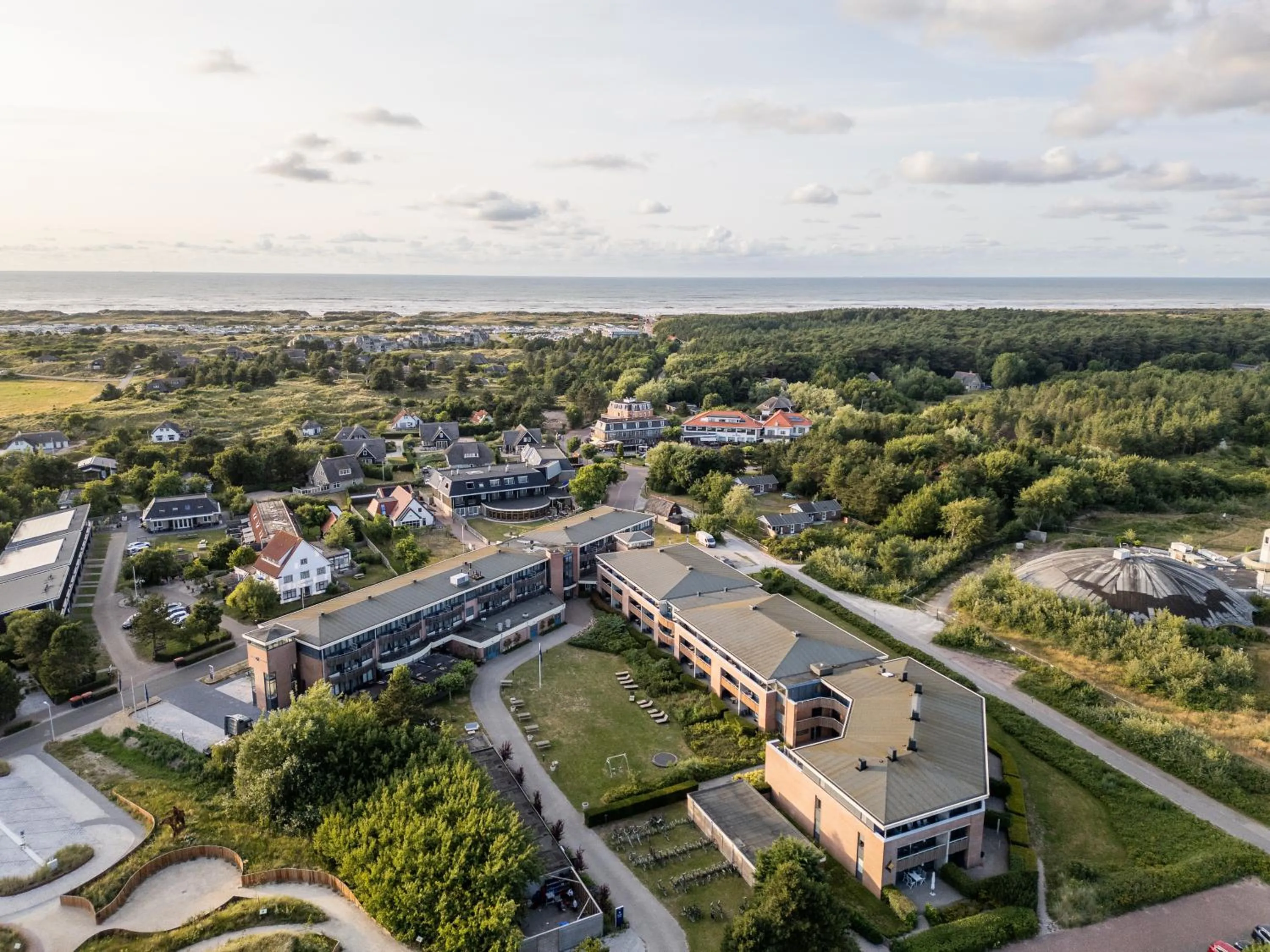 Area and facilities in Fletcher Hotel-Restaurant Noordsee-Ameland