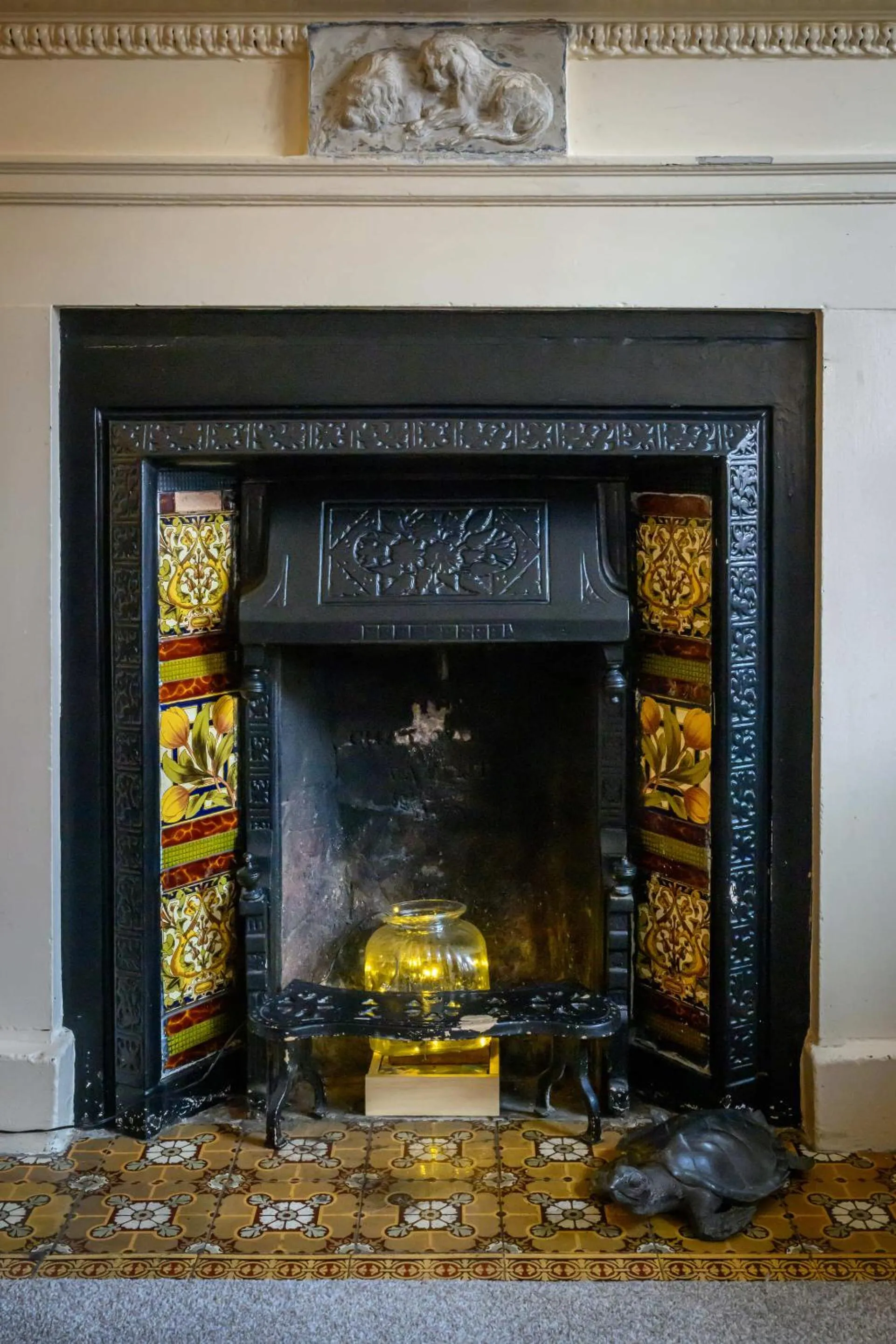 Living room in Darwin's Townhouse