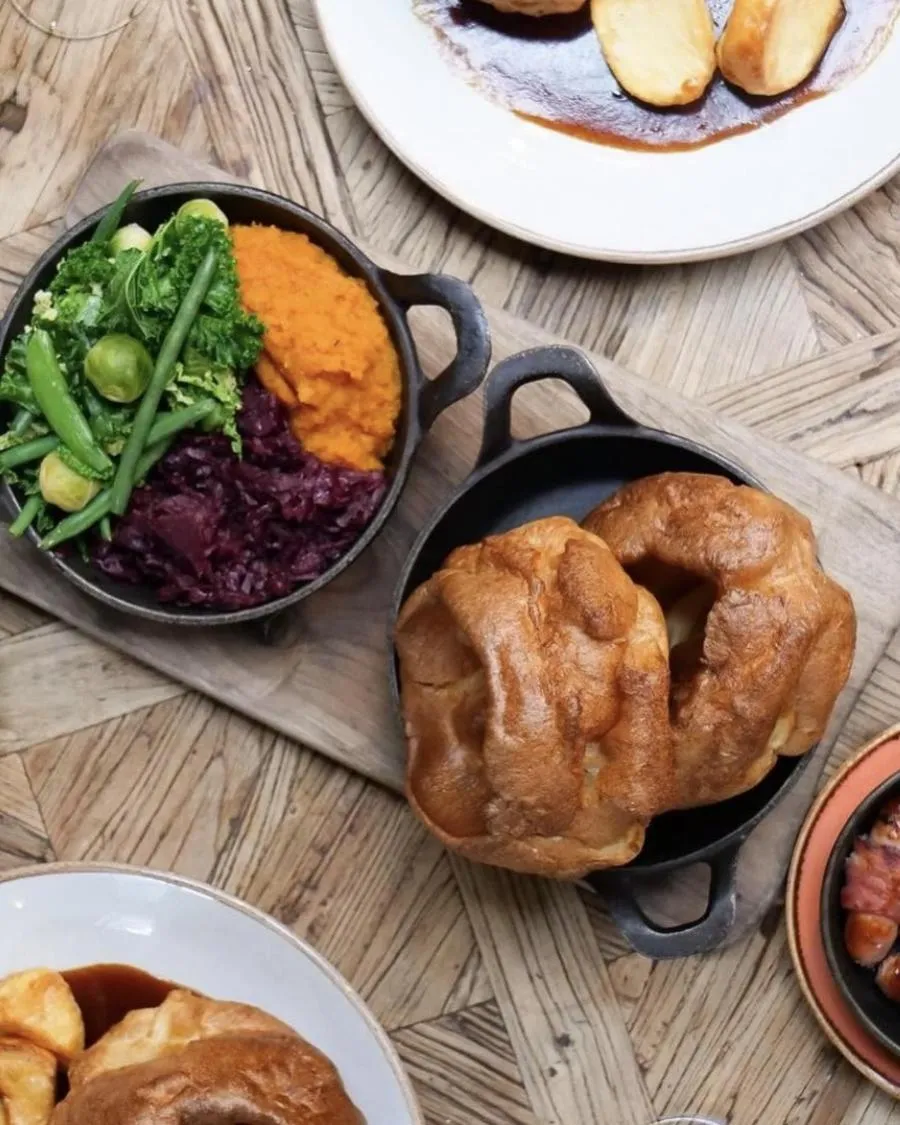Dining area in Darwin's Townhouse