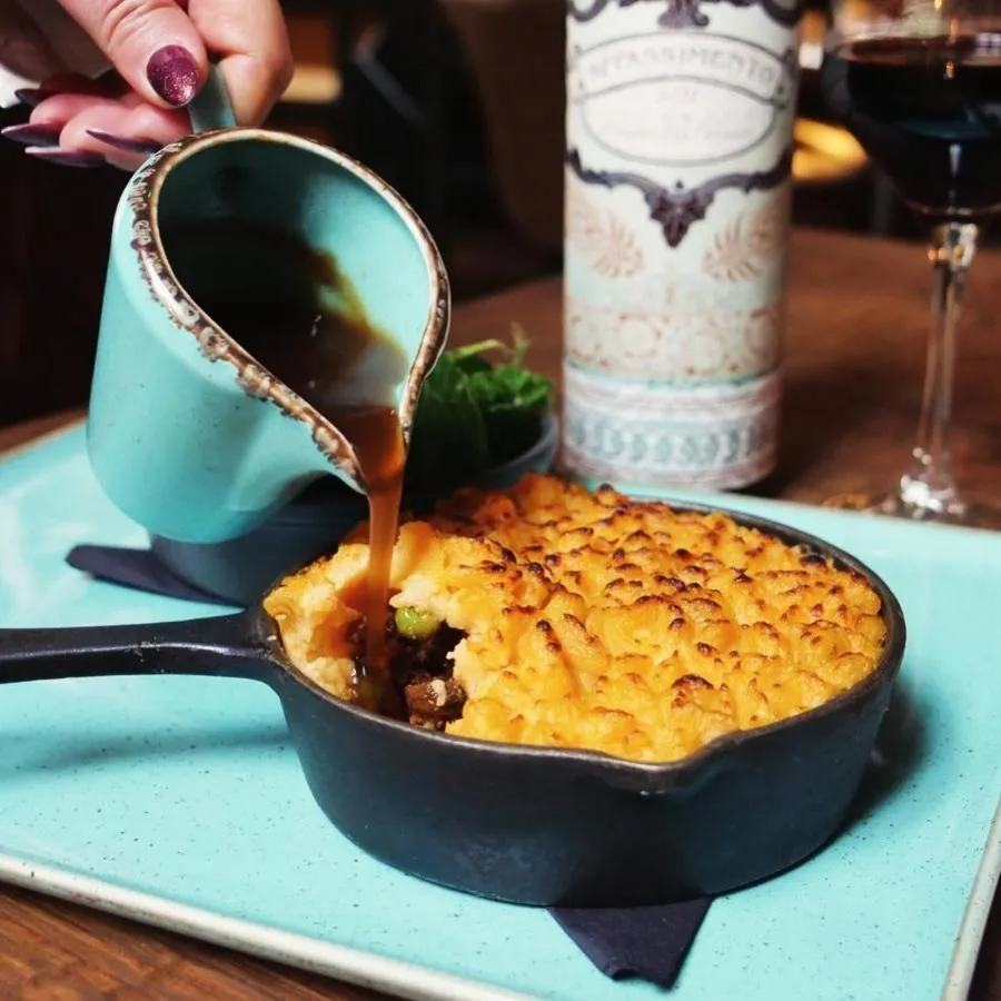Dining area in Darwin's Townhouse