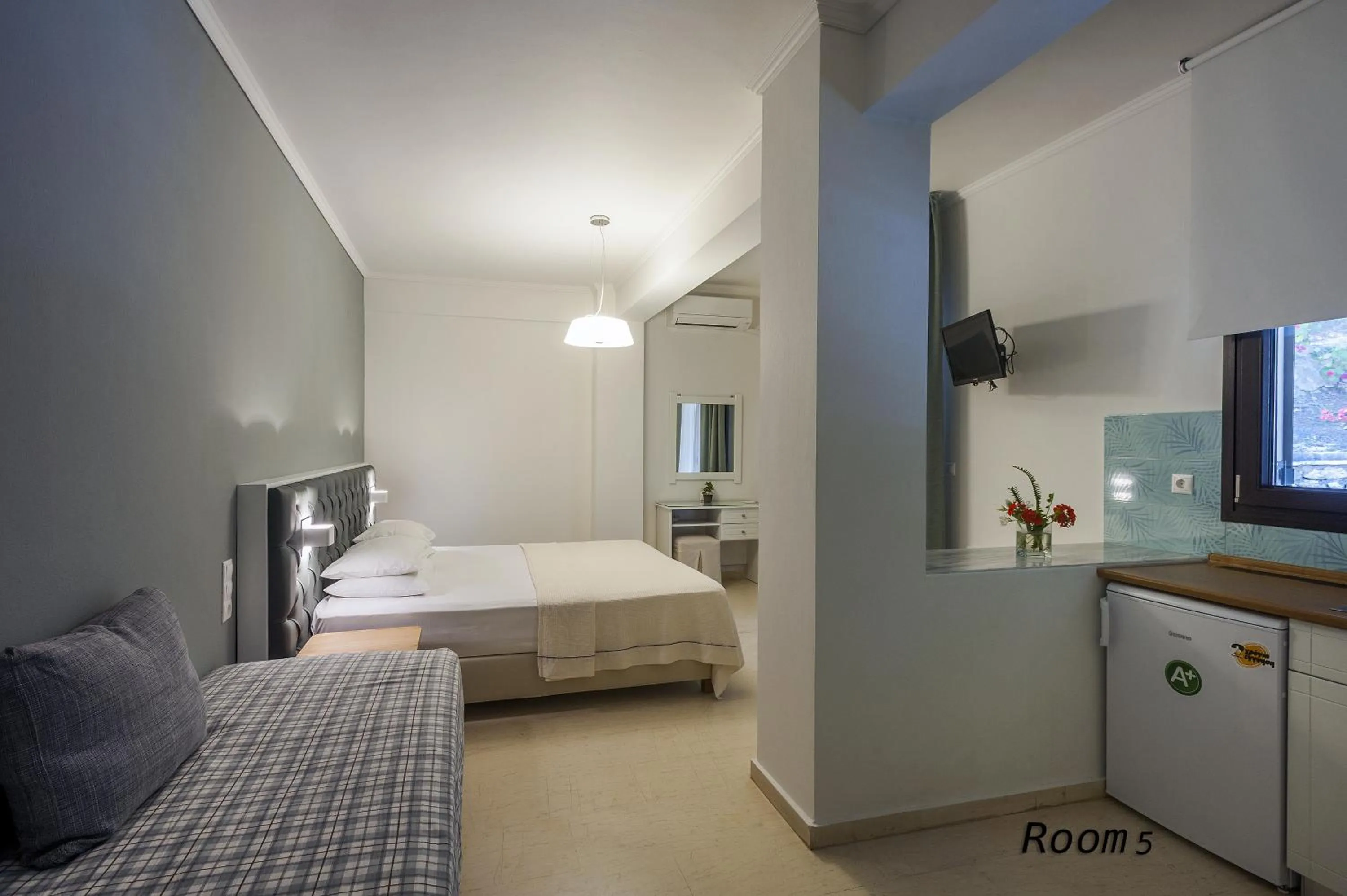 Photo of the whole room, Bed in Hotel Oriana - Adults Only