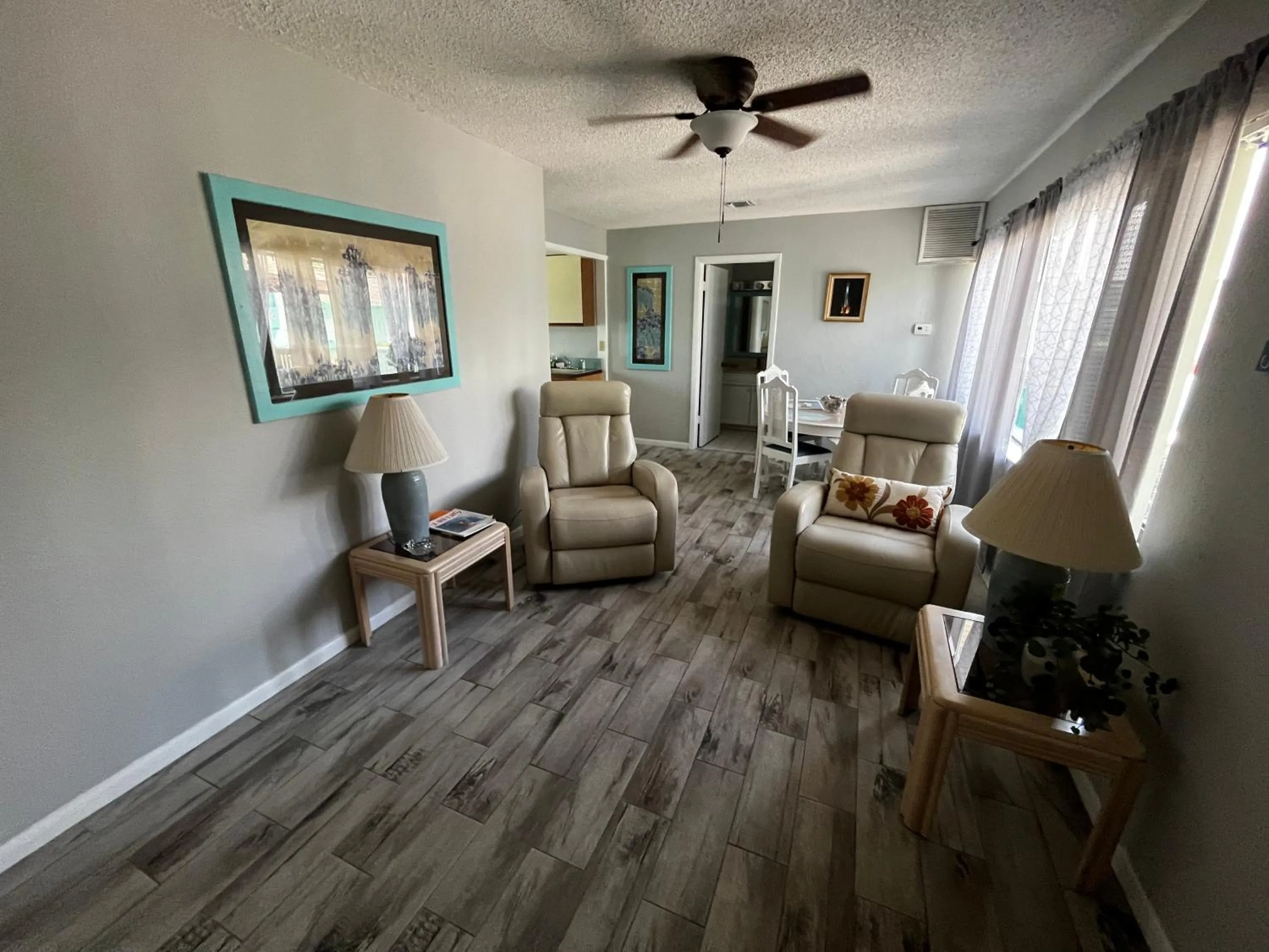 Surfside Suites